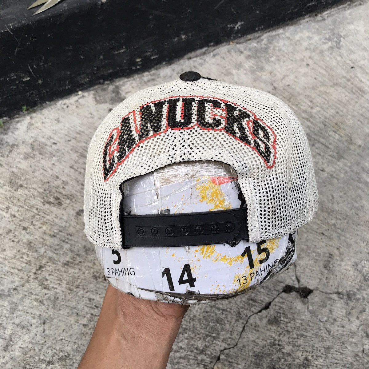 Ccm CCM X NHL CANUCKS Size ONE SIZE - 11 Thumbnail
