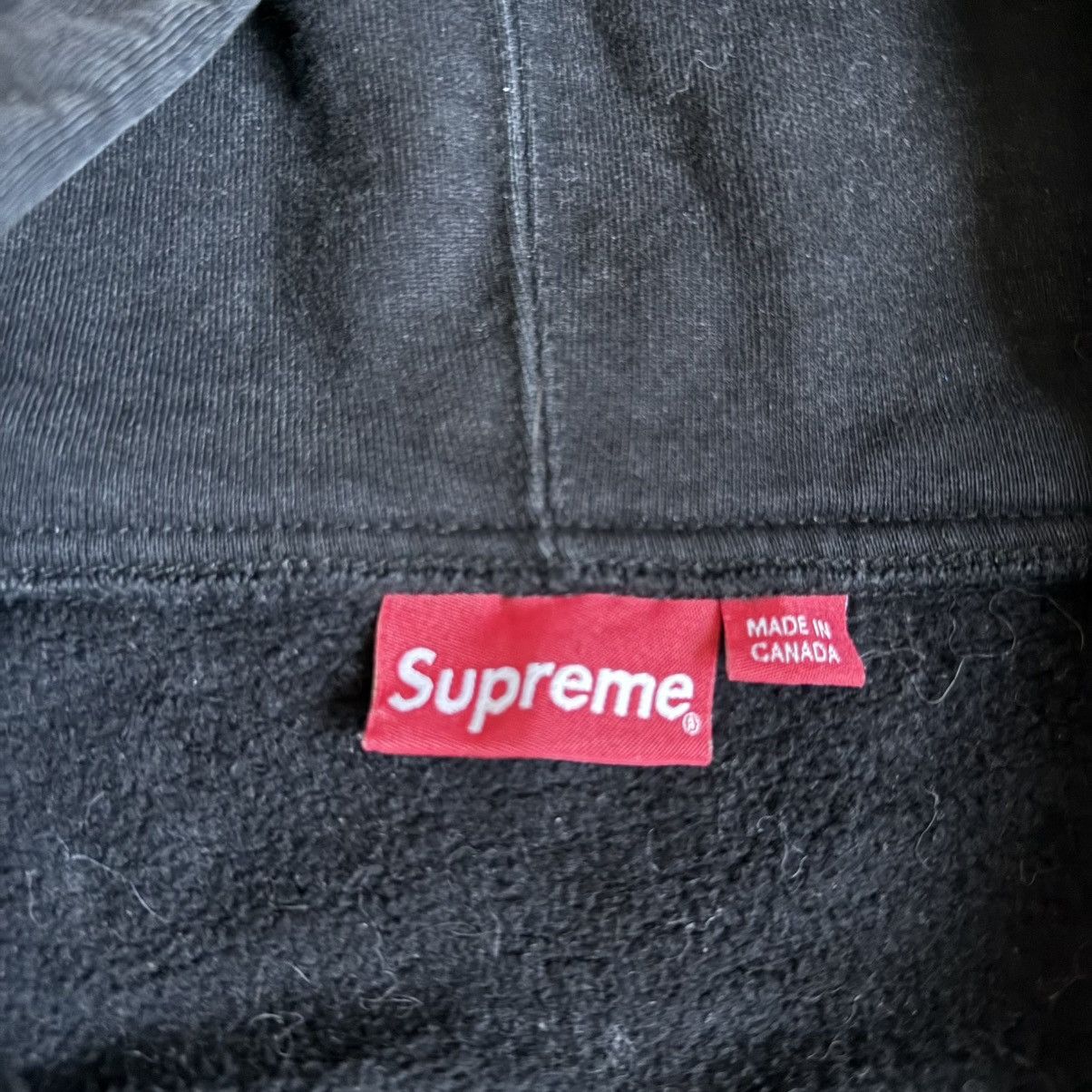 Supreme SUPREME TEXT STRIPE ZIP HOODIE BLACK. Size US XL / EU 56 / 4 - 3 Thumbnail