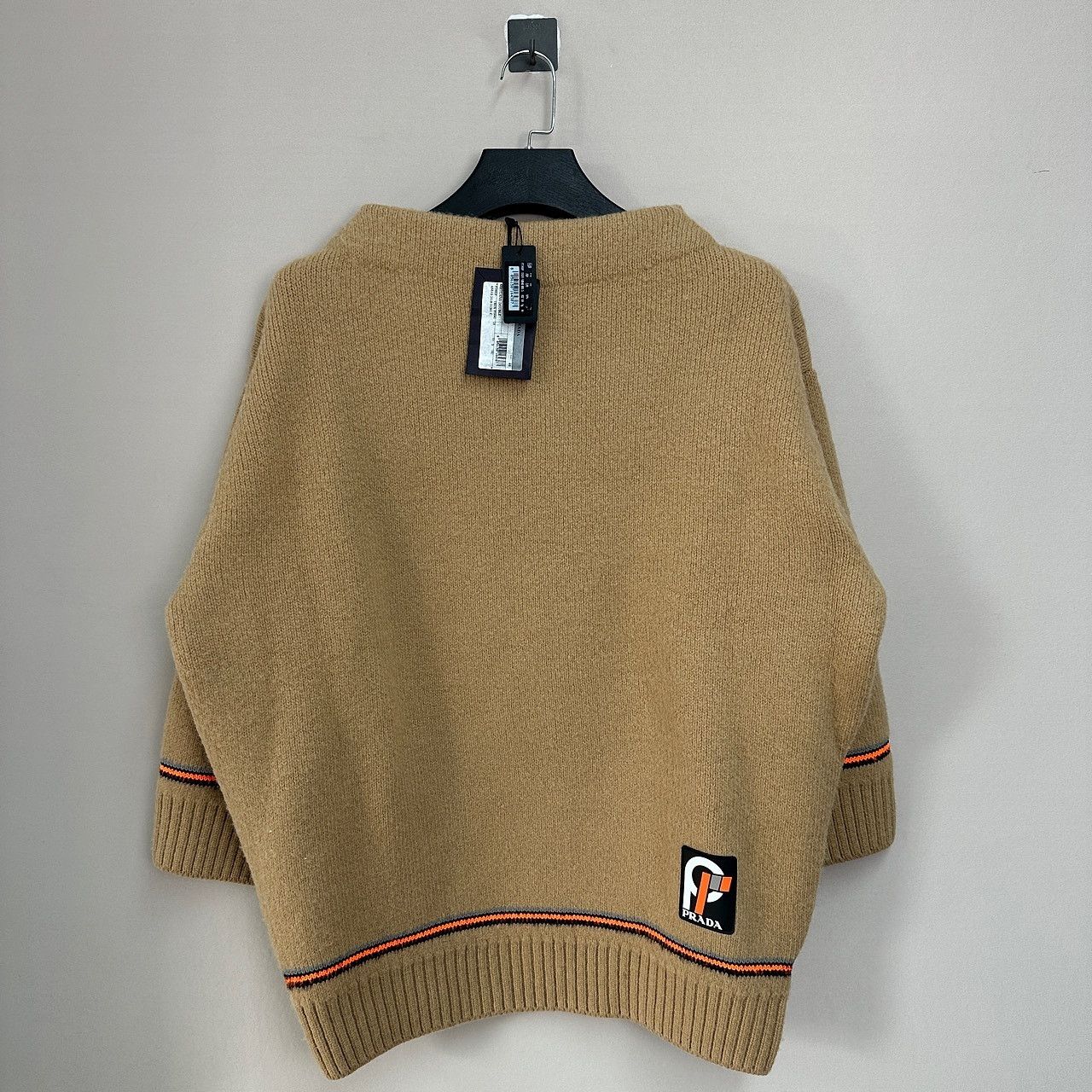 Prada Prada Logo Patch Knit Sweater Size S Size US S / EU 44-46 / 1 - 1 Thumbnail