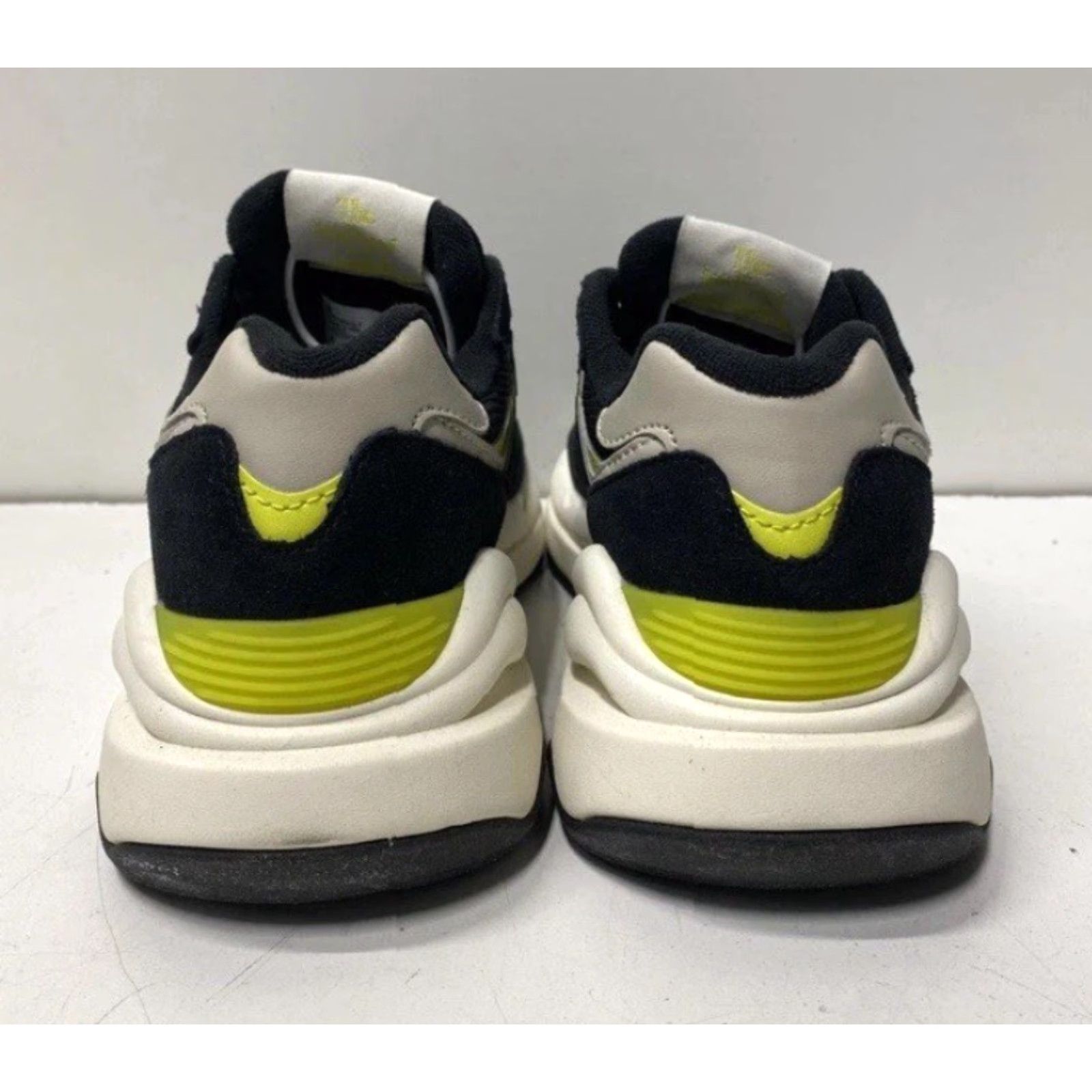 New Balance New Balance Women’s Sneakers HereAfter Black Oyster Pink InBox 5740HL1 Size 5 Size US 5 / IT 35 - 5 Thumbnail