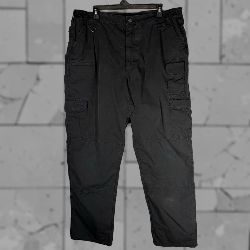 Vintage 5.11 Tactical Black Polyester Blend Tactical Cargo Pants Mens 40x34 Size US 40 / EU 56 - 1 Thumbnail