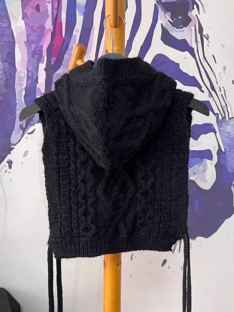 Comme des Garcons Comme Des Garcons Knit Hoodie Vest Size M / US 6-8 / IT 42-44 - 2 Thumbnail