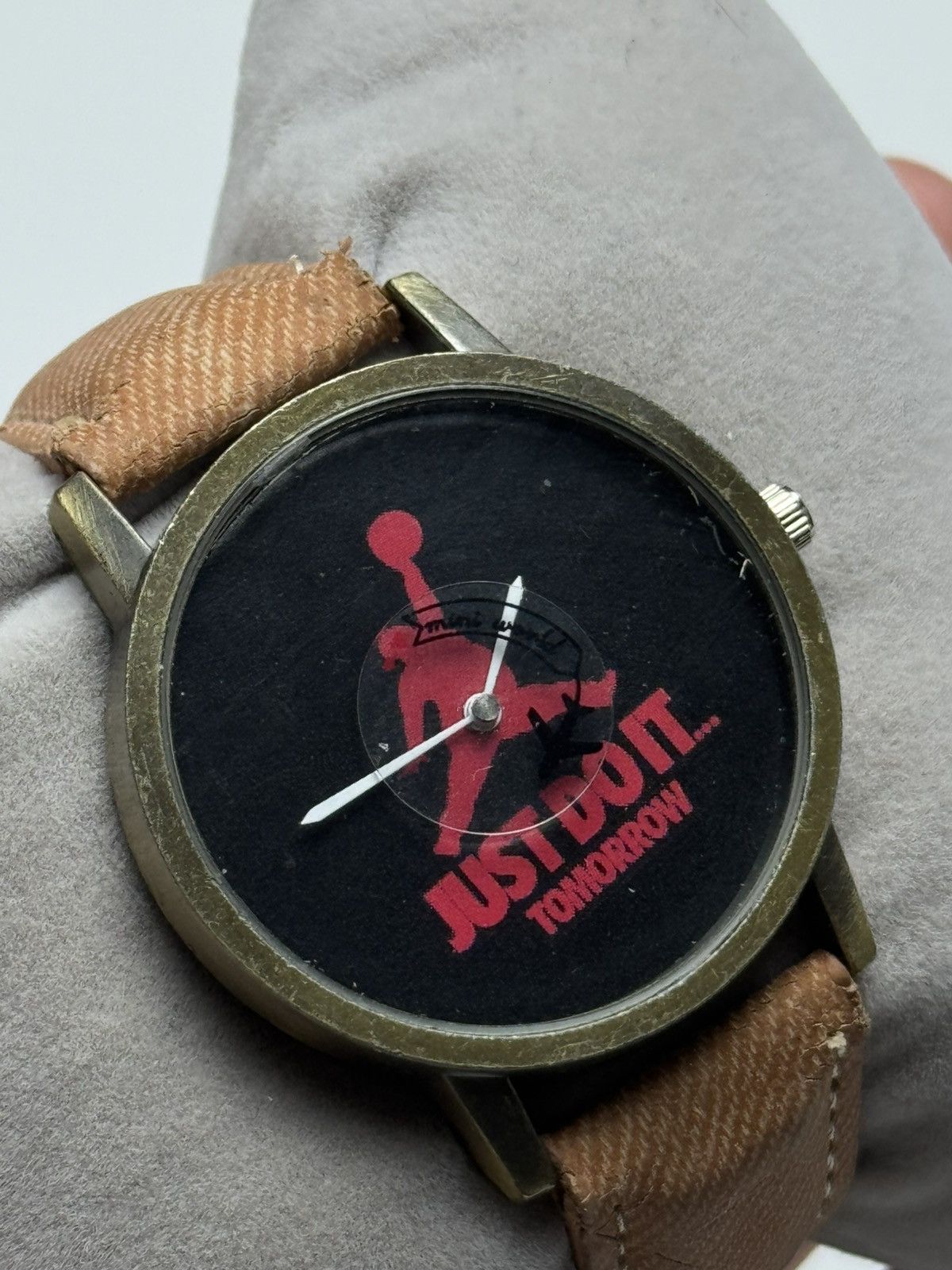 Vintage Just Do It Tomorrow Funny vintage watch Size ONE SIZE - 2 Thumbnail