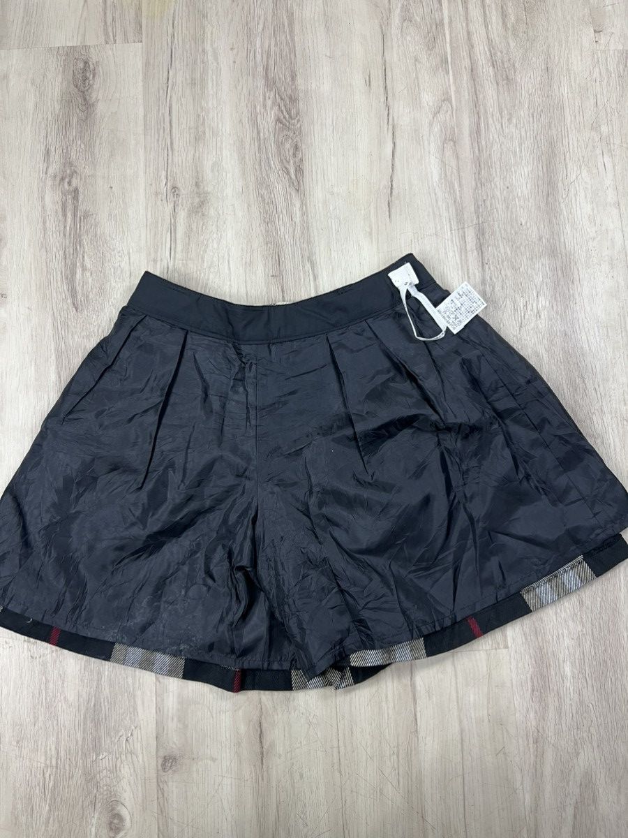 Burberry Burberry short Pants Size 28" / US 6 / IT 42 - 12 Thumbnail