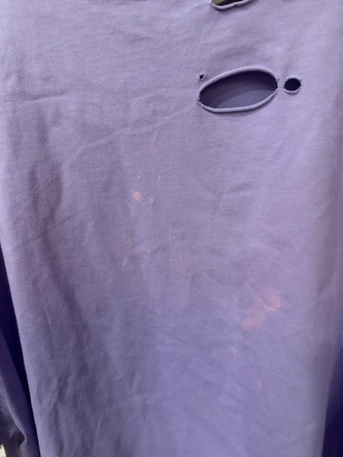 Balenciaga Balenciaga destroyed purple T-Shirt Size US M / EU 48-50 / 2 - 4 Thumbnail