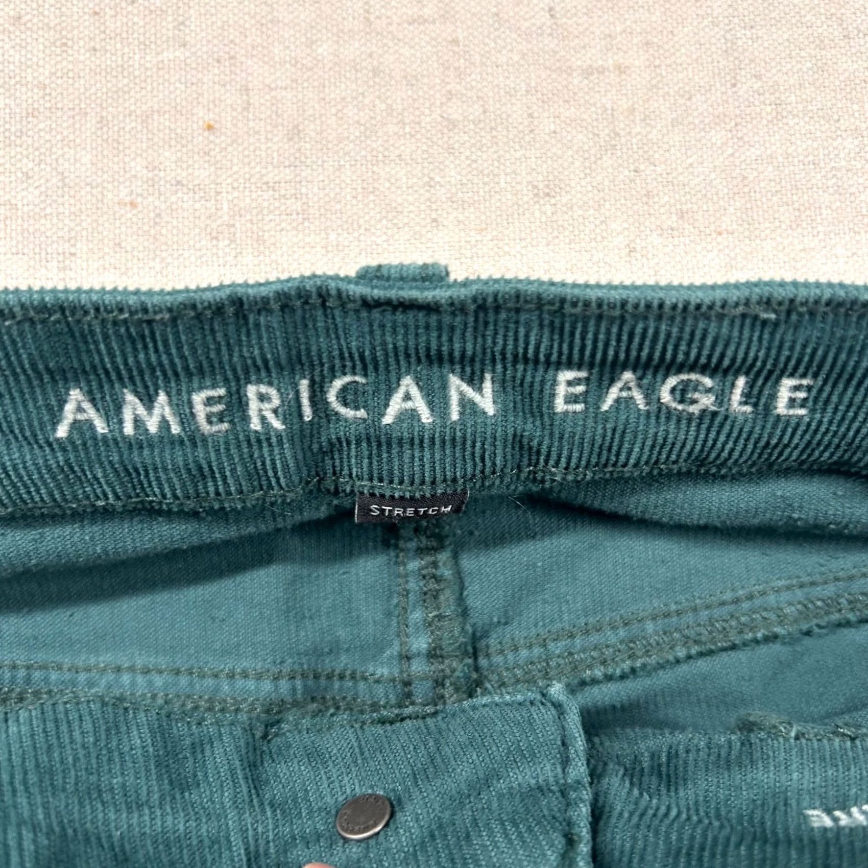 American Eagle Outfitters VINTAGE American Eagle Pants Womens 8 High Rise Flare Corduroy Green Bell Bottom Shirt/ Pants/ Chino? Size 30" / US 8 / IT 44 - 3 Thumbnail
