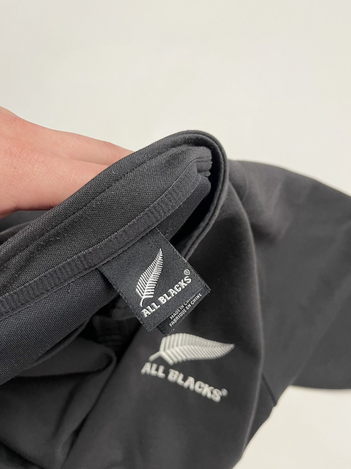 Adidas Vintage Adidas All Blacks New Zealand Rugby Jersey 2003 Size US XL / EU 56 / 4 - 4 Thumbnail