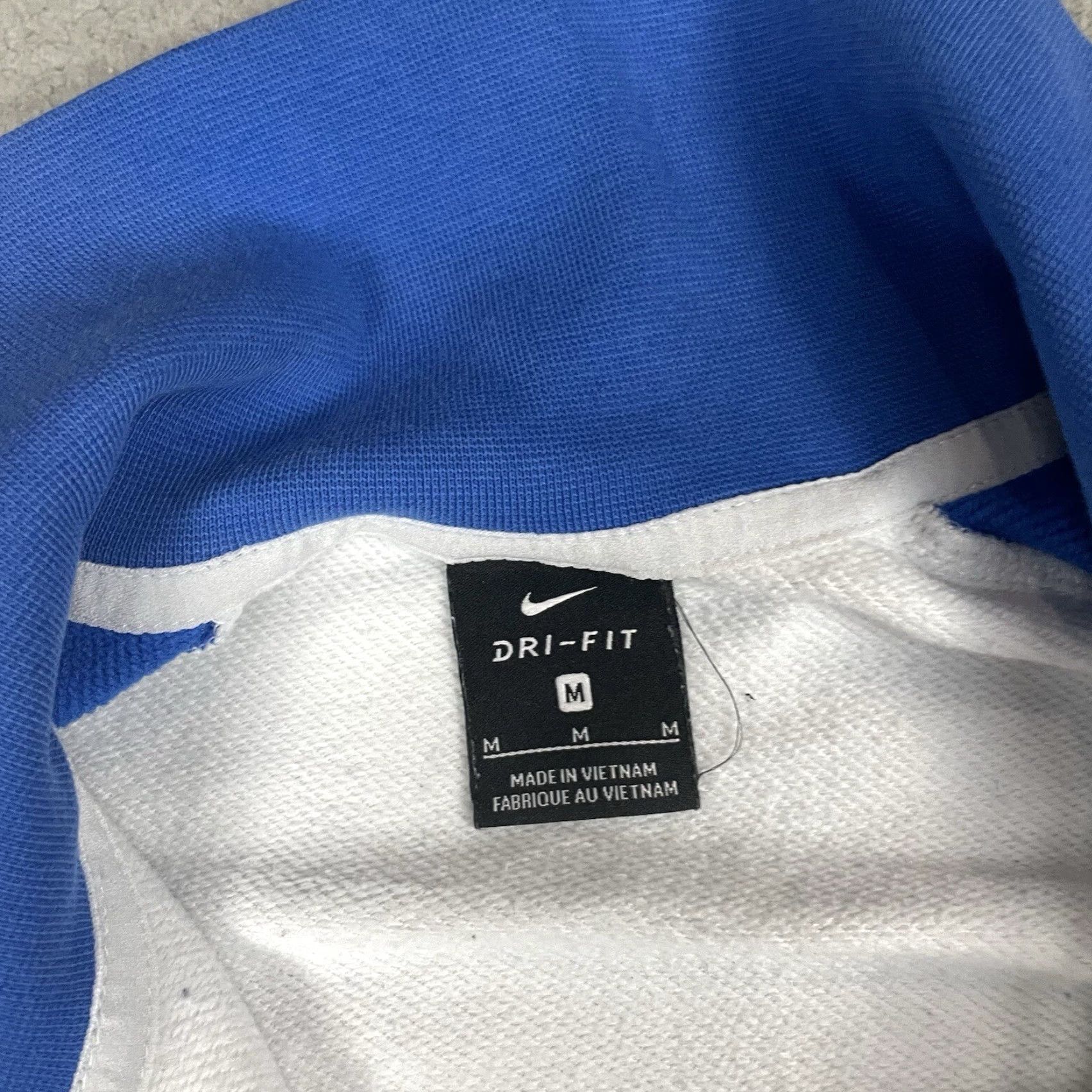 Nike VINTAGE Nike Sweatshirt Mens M White 1/4 Zip Mock Neck Pullover Dri-Fit Sweater Shirt Size US M / EU 48-50 / 2 - 5 Thumbnail