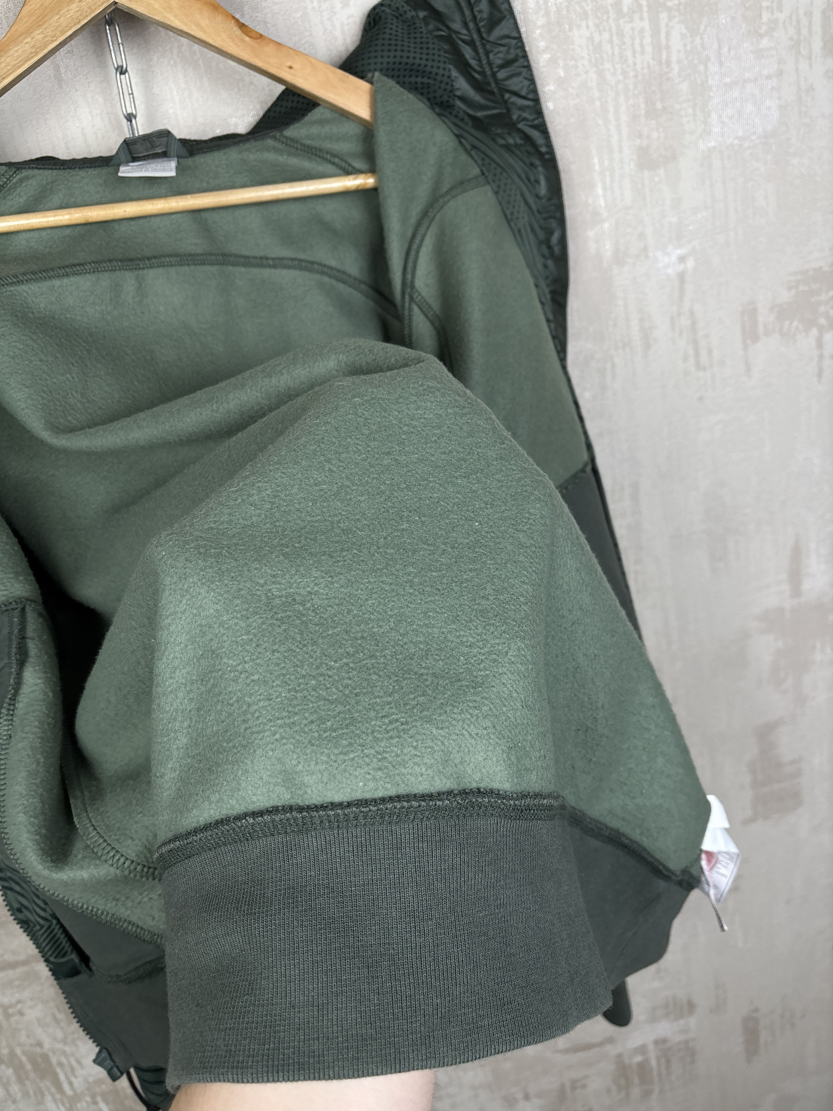 Nike 00's Nike Air Rare Vintage Geometric Zip Hoodie Gorpcore Y2K Size US M / EU 48-50 / 2 - 16 Thumbnail