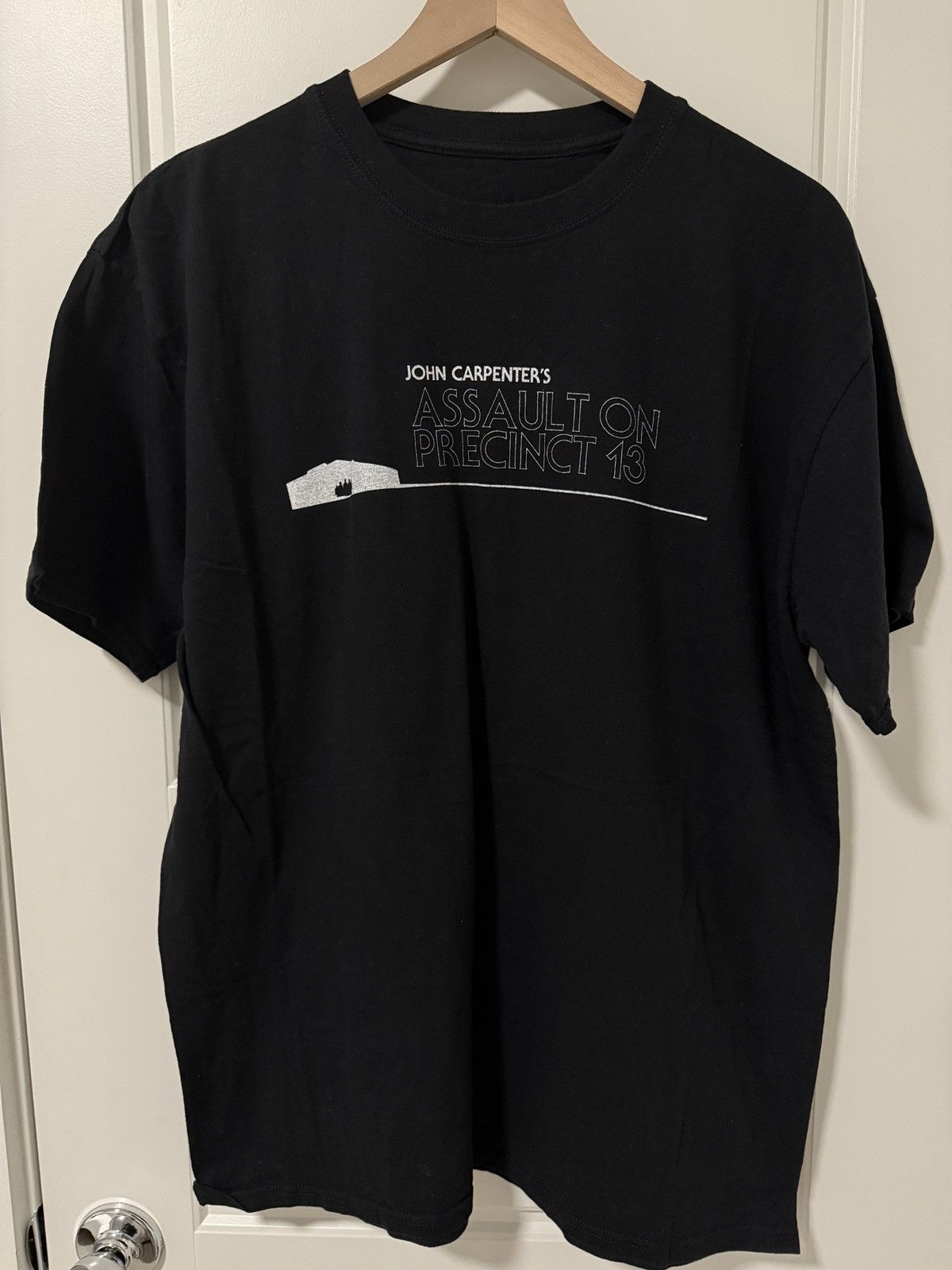 Vintage ASSAULT ON PRECINCT 13 Size US XL / EU 56 / 4 - 1 Thumbnail