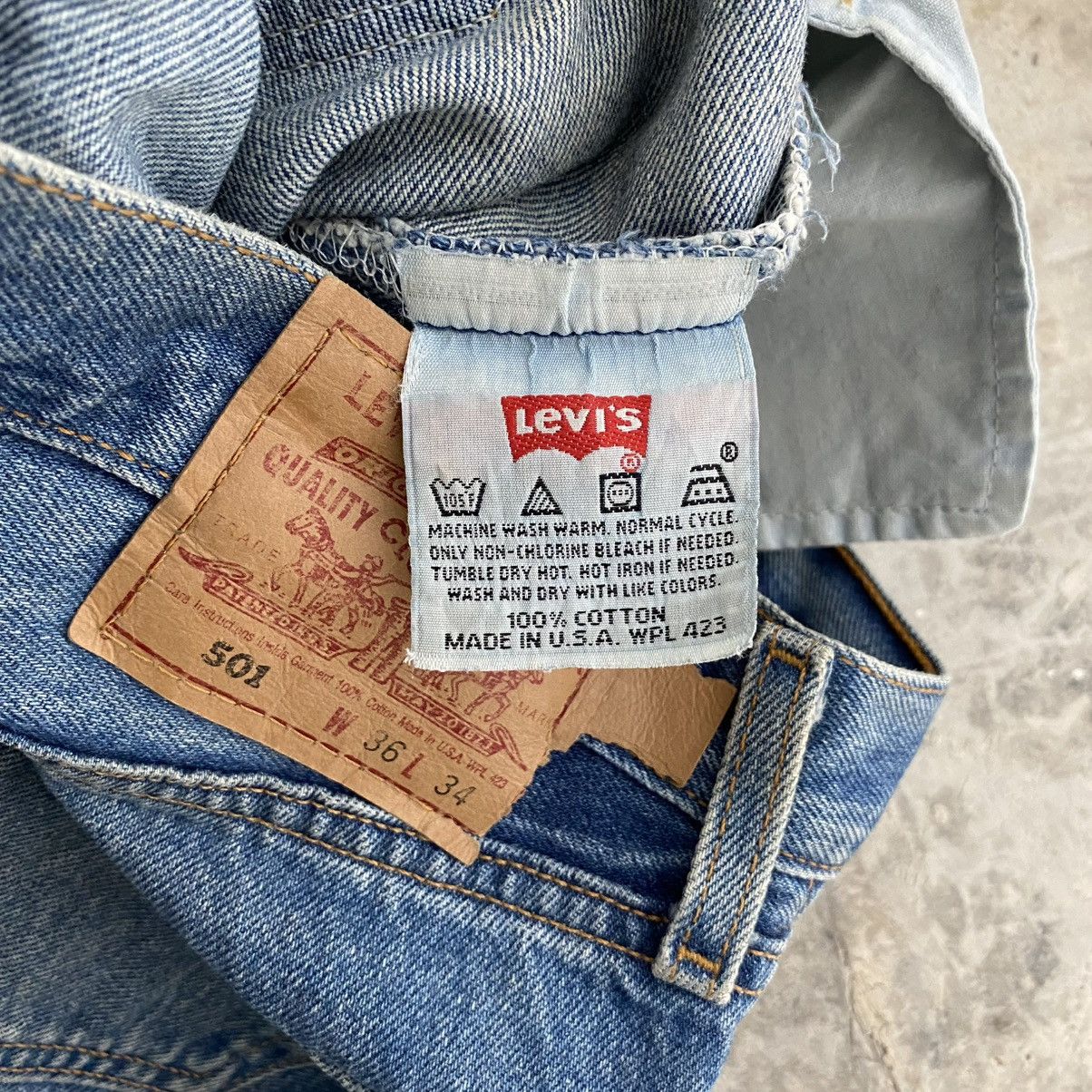 Levi's Vintage Levis 501 Faded Stonewashed Blue Distressed Jeans Size US 35 - 15 Thumbnail