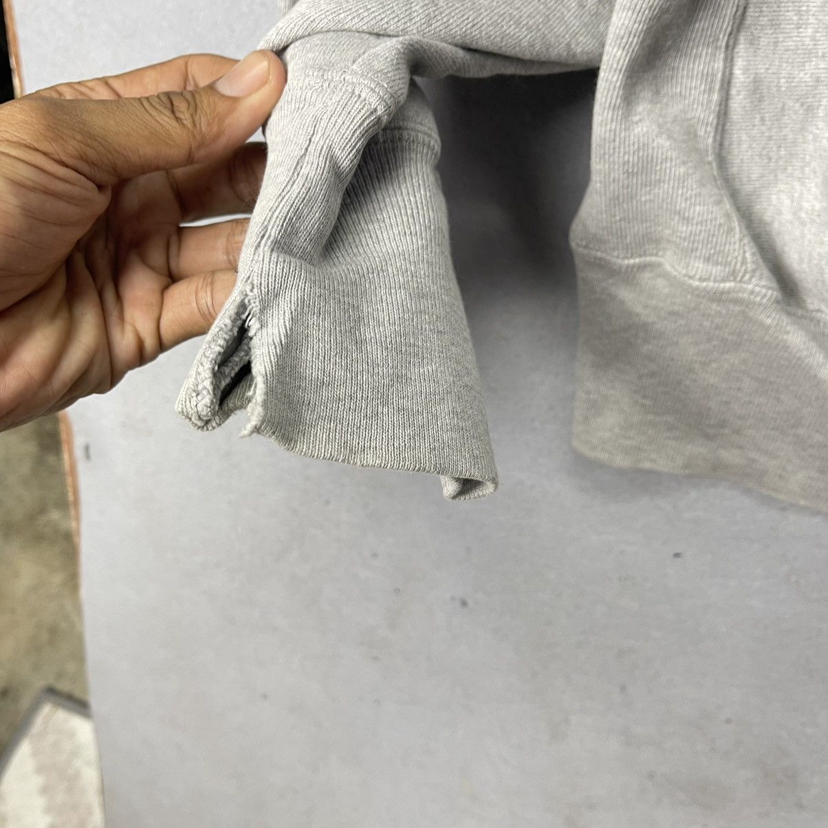 Champion Vintage Champion Reverse Weave Hoodie Spellout Grey XL Size US XL / EU 56 / 4 - 6 Thumbnail