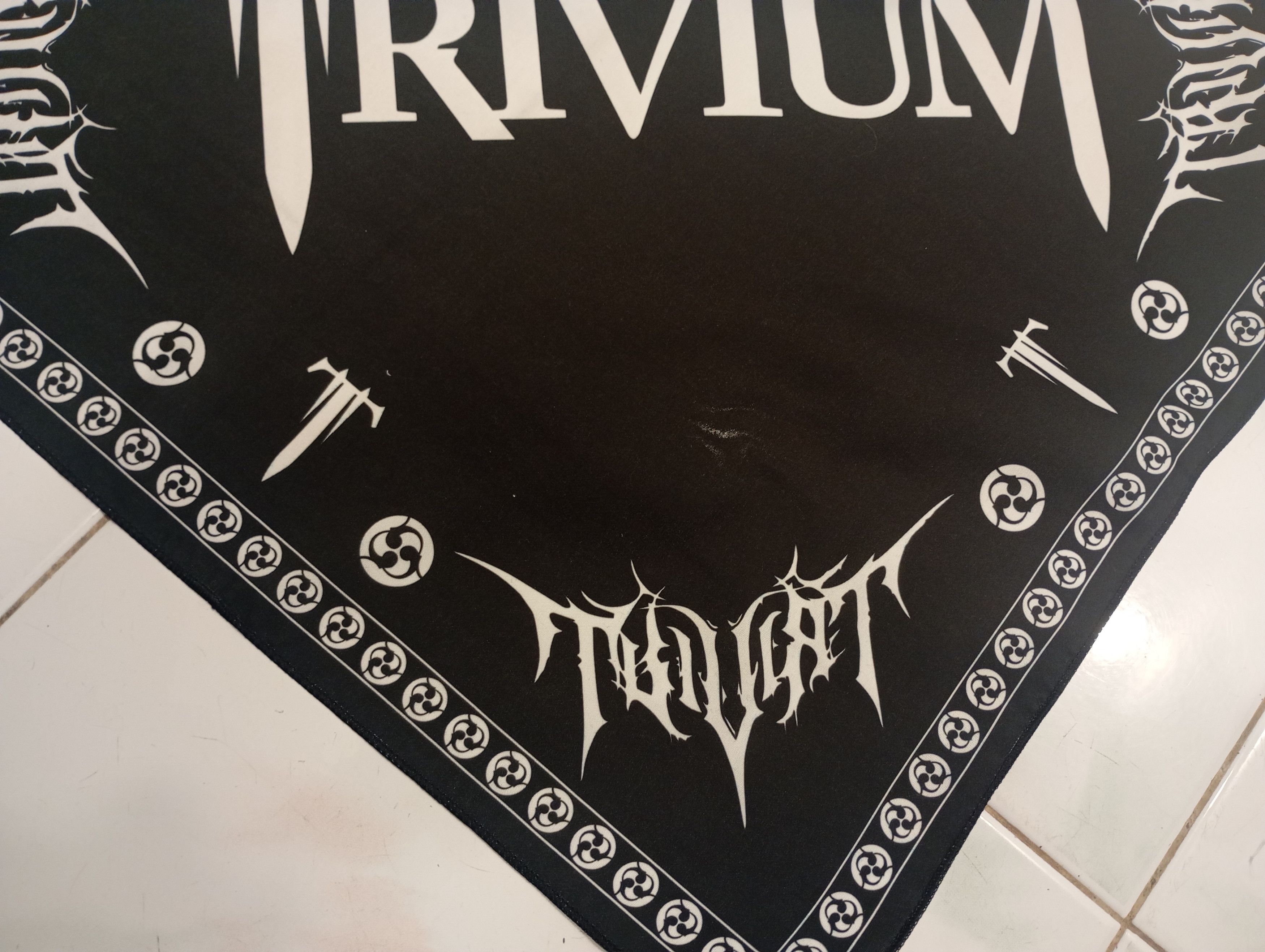 Band Tees Skulls Bandana Handkerchief trivium Size ONE SIZE - 3 Thumbnail
