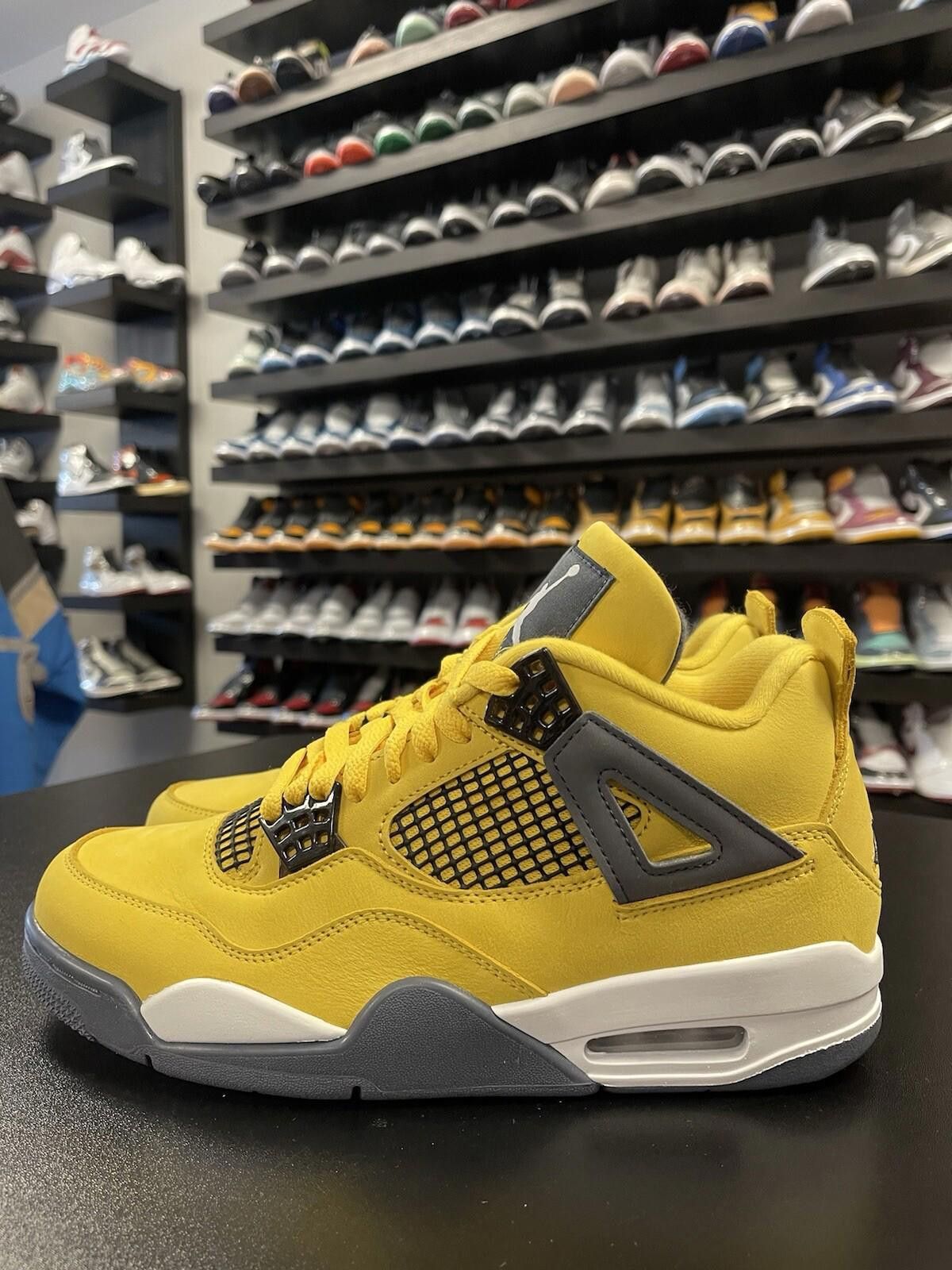 Nike Size 8 - Nike Air Jordan 4 Lightning 2021 CT8527-700 OG IV Size US 8 / EU 41 - 1 Thumbnail