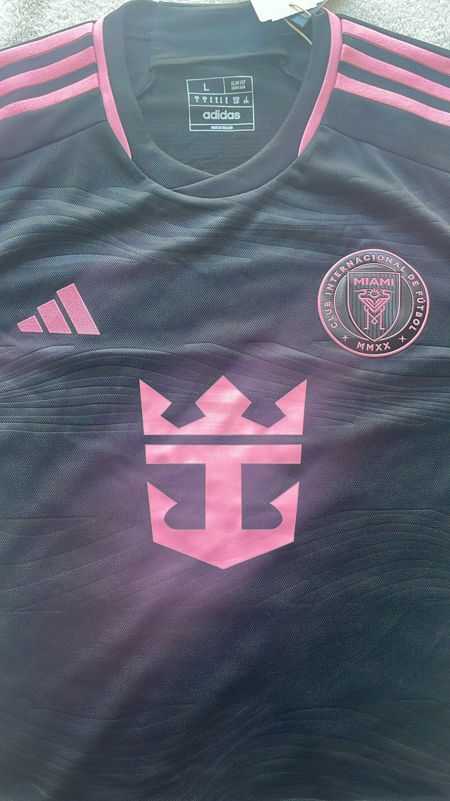 Adidas INTER MIAMI CF 23/24 AWAY AUTHENTIC MESSI JERSEY RARE SIZE Size US L / EU 52-54 / 3 - 4 Thumbnail
