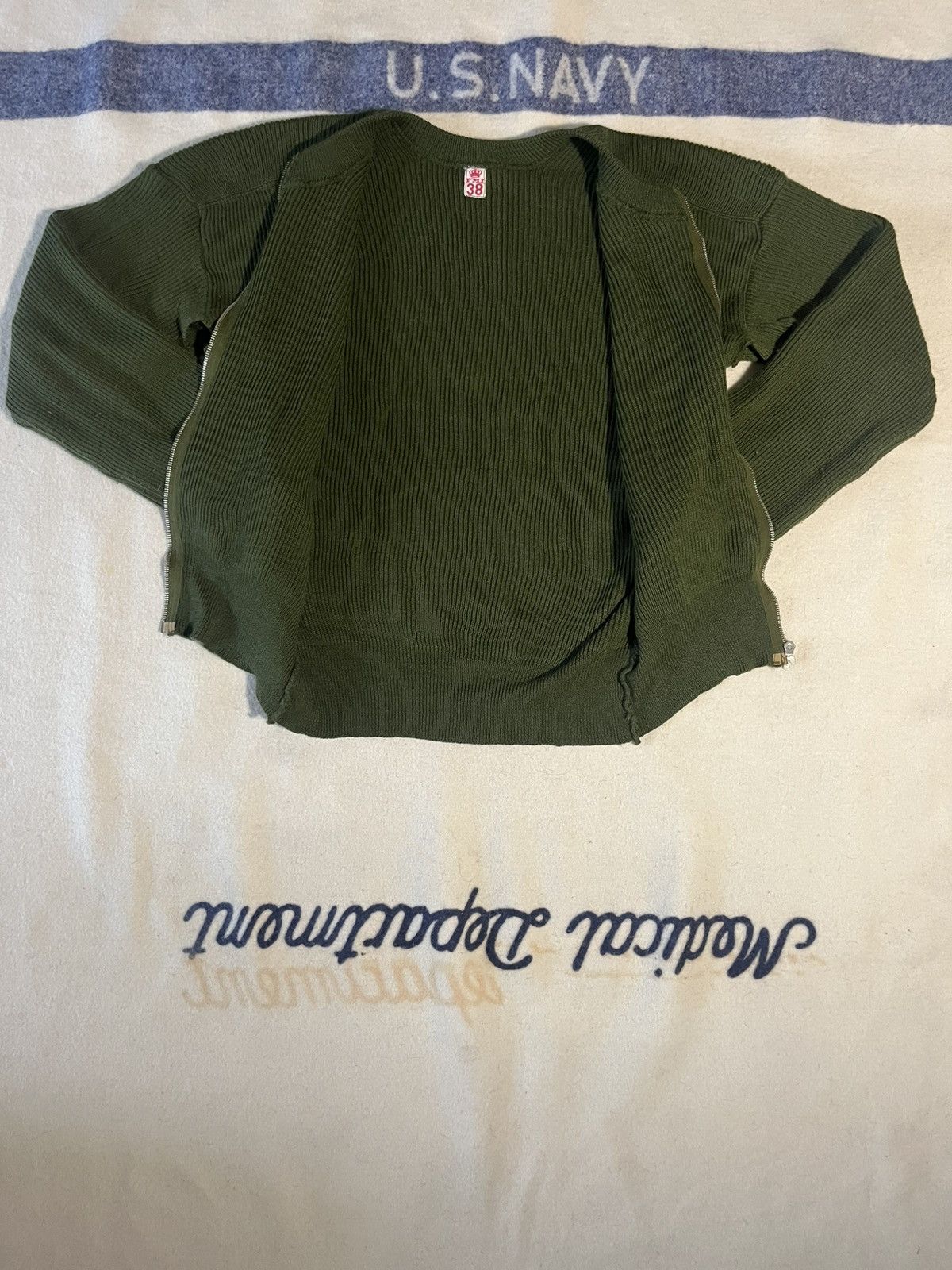 Other 1950s-1960s Danish Army wool Sweater Size US L / EU 52-54 / 3 - 3 Thumbnail