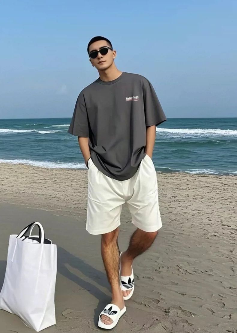 Balenciaga Balenciaga Grey wash damage done old coke short sleeves Size US S / EU 44-46 / 1 - 7 Thumbnail