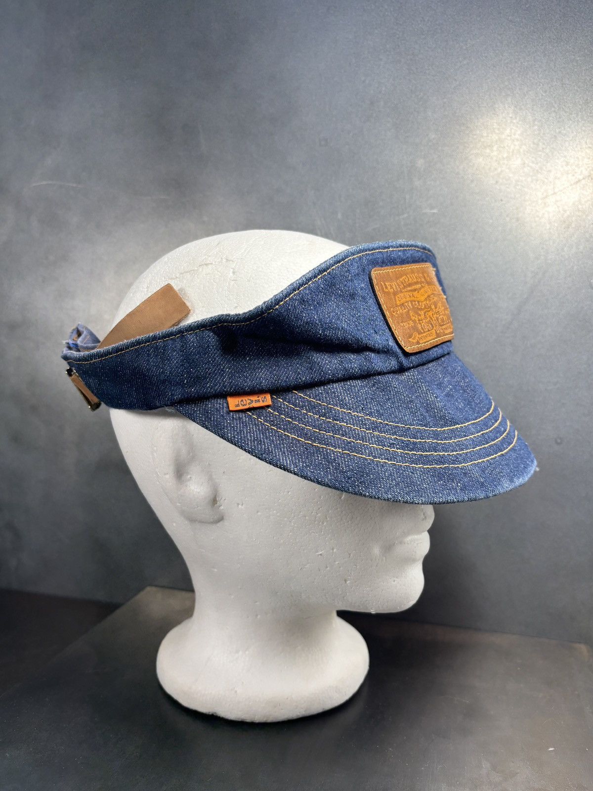 Levi's 1970s Levi's Orange Tab Hat 70s Vintage Dark Denim Visor Cap Size ONE SIZE - 4 Thumbnail