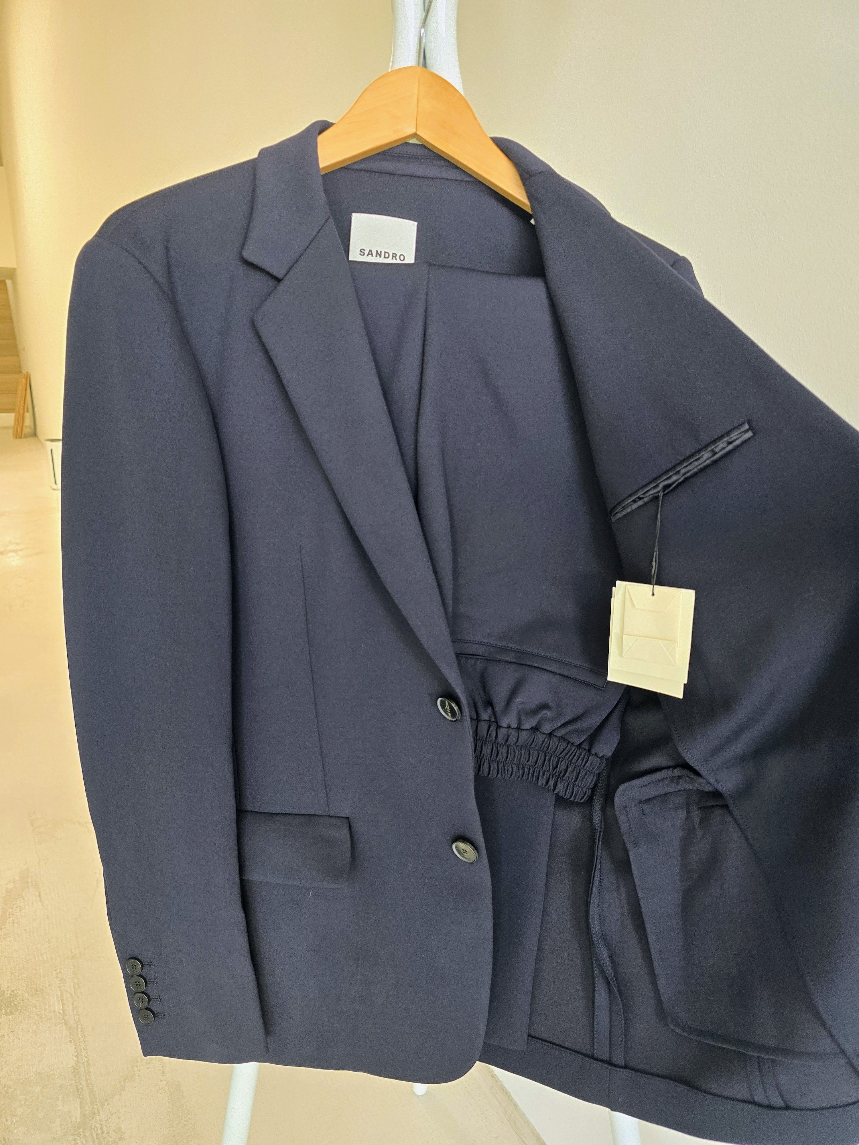 Sandro SANDRO PARIS Navy Suit 46/42 Wool Blend NWT + Garment Bag Size 46R - 2 Thumbnail