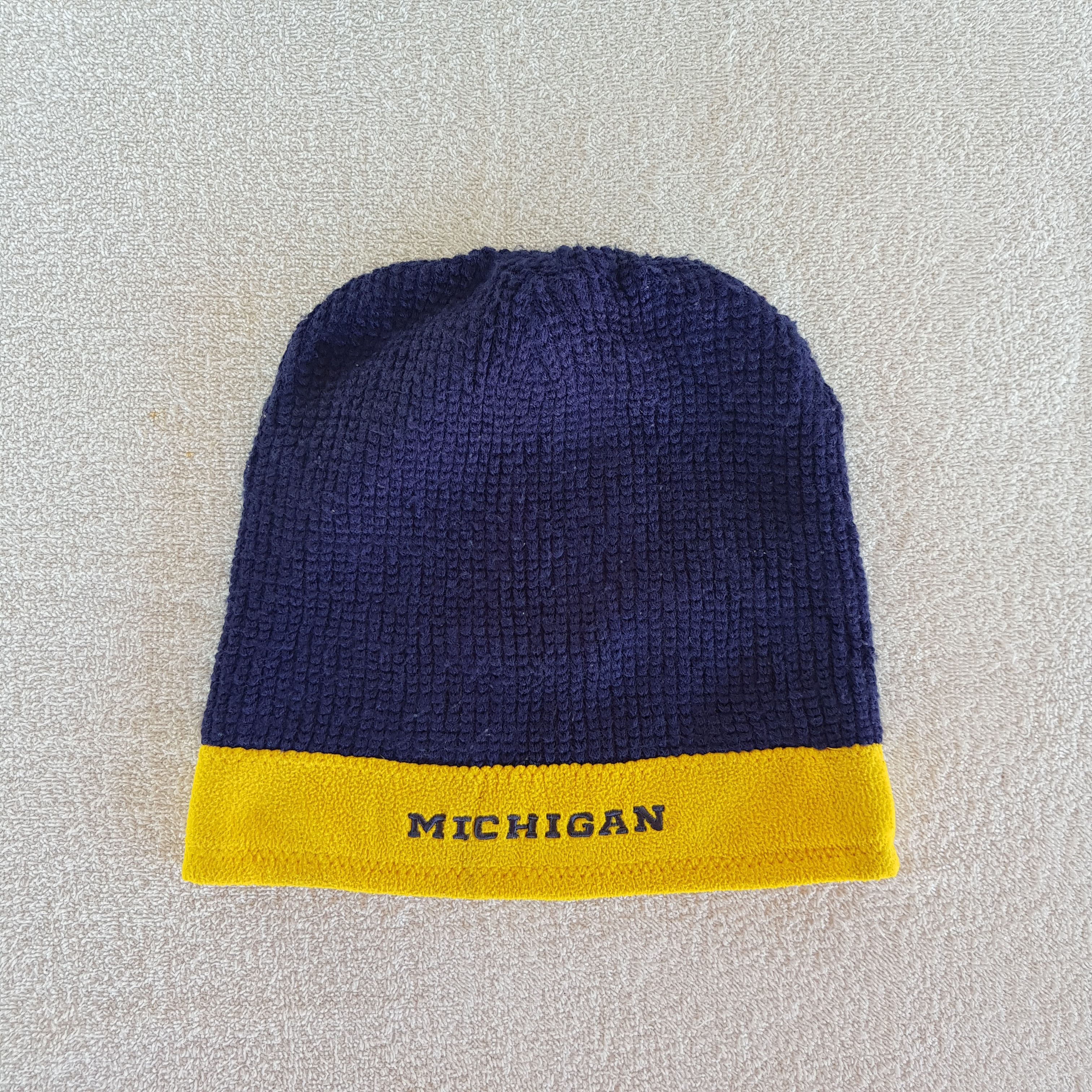NCAA Vintage Nike Michigan Wolverines Beanie Reversible Snow Caps Size ONE SIZE - 8 Thumbnail
