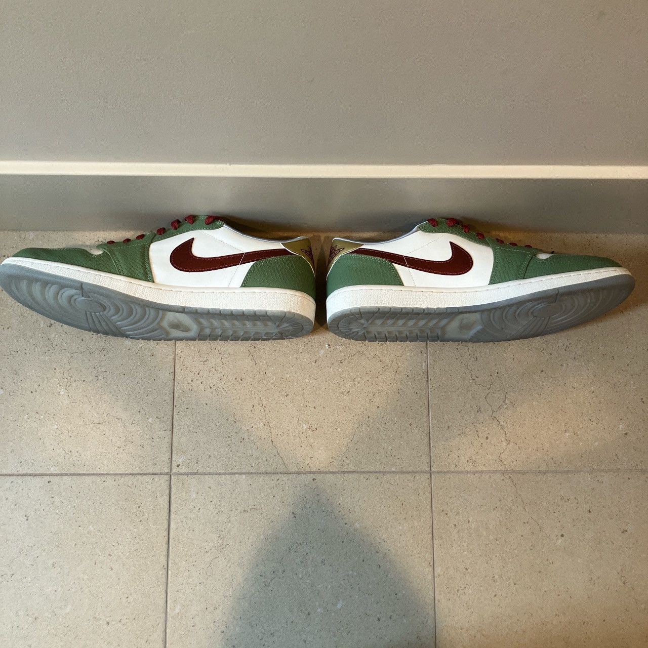 Jordan Brand Jordan 1 low size 15 “year of the dragon” Size US 15 / EU 48 - 2 Thumbnail