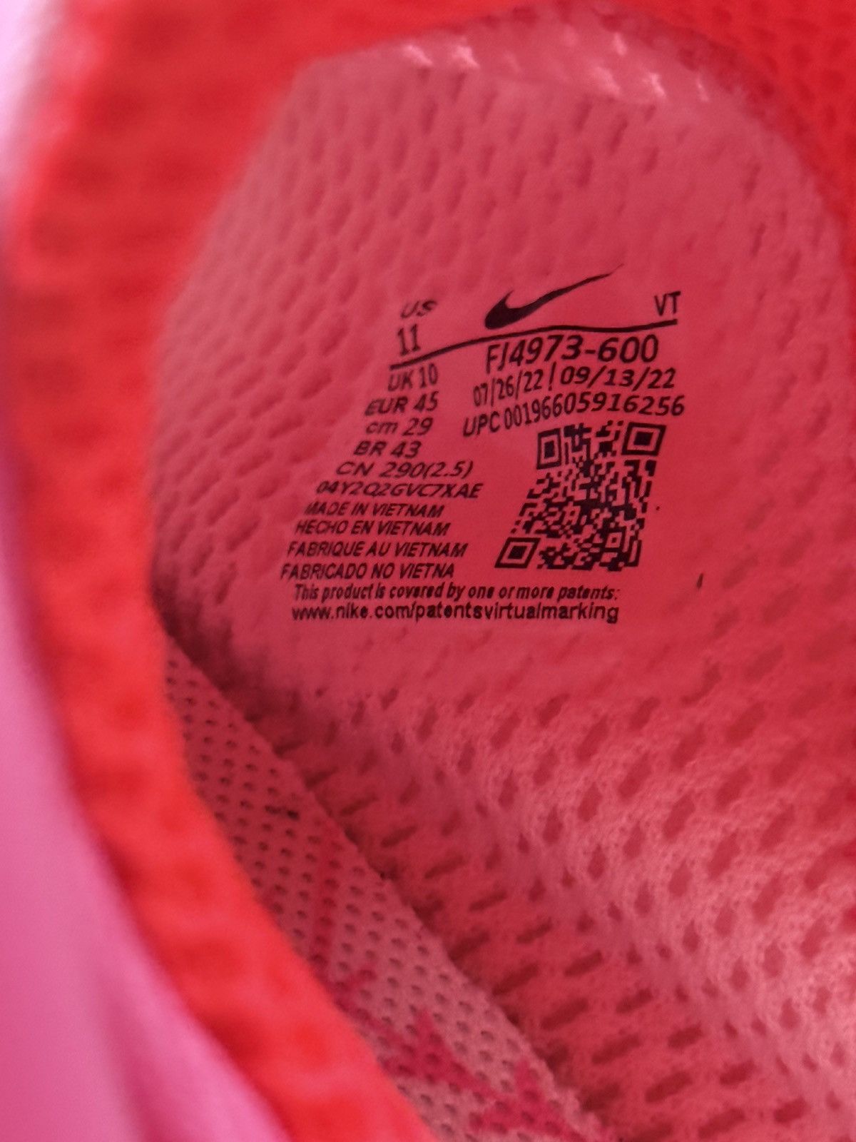 Nike Nike x Doernbecher Air Presto Size US 11 / EU 44 - 6 Thumbnail