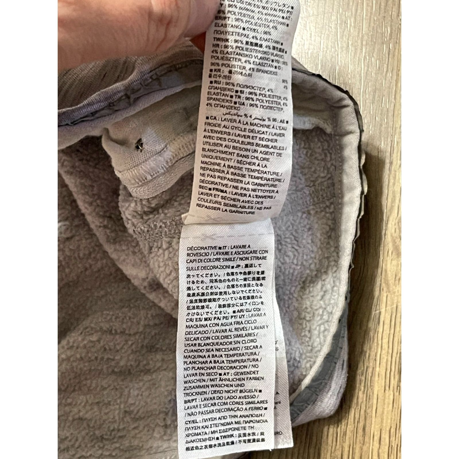 Gap Gap Hoodie Womens Medium Gray Full Zip Zip Pockets Pockets Casual Modern Style Clothing Size M / US 6-8 / IT 42-44 - 7 Thumbnail