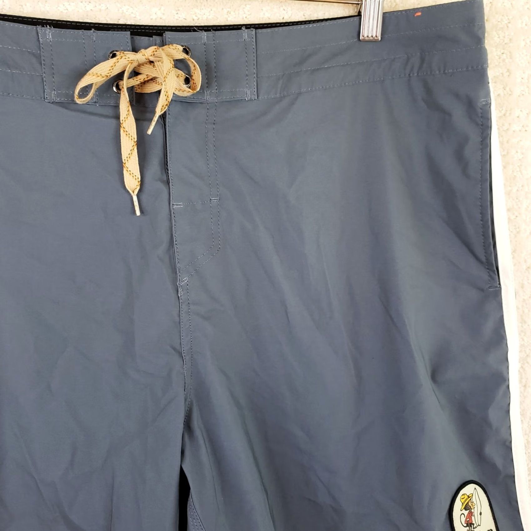 Howler Brothers Howler Bros Bruja 8" Board Shorts Men's Size 40 Dark Gray Side Stripes Pockets Drawstring Beach Outdoor Lake Life Surfing Watersports Mens Size US 40 / EU 56 - 2 Thumbnail