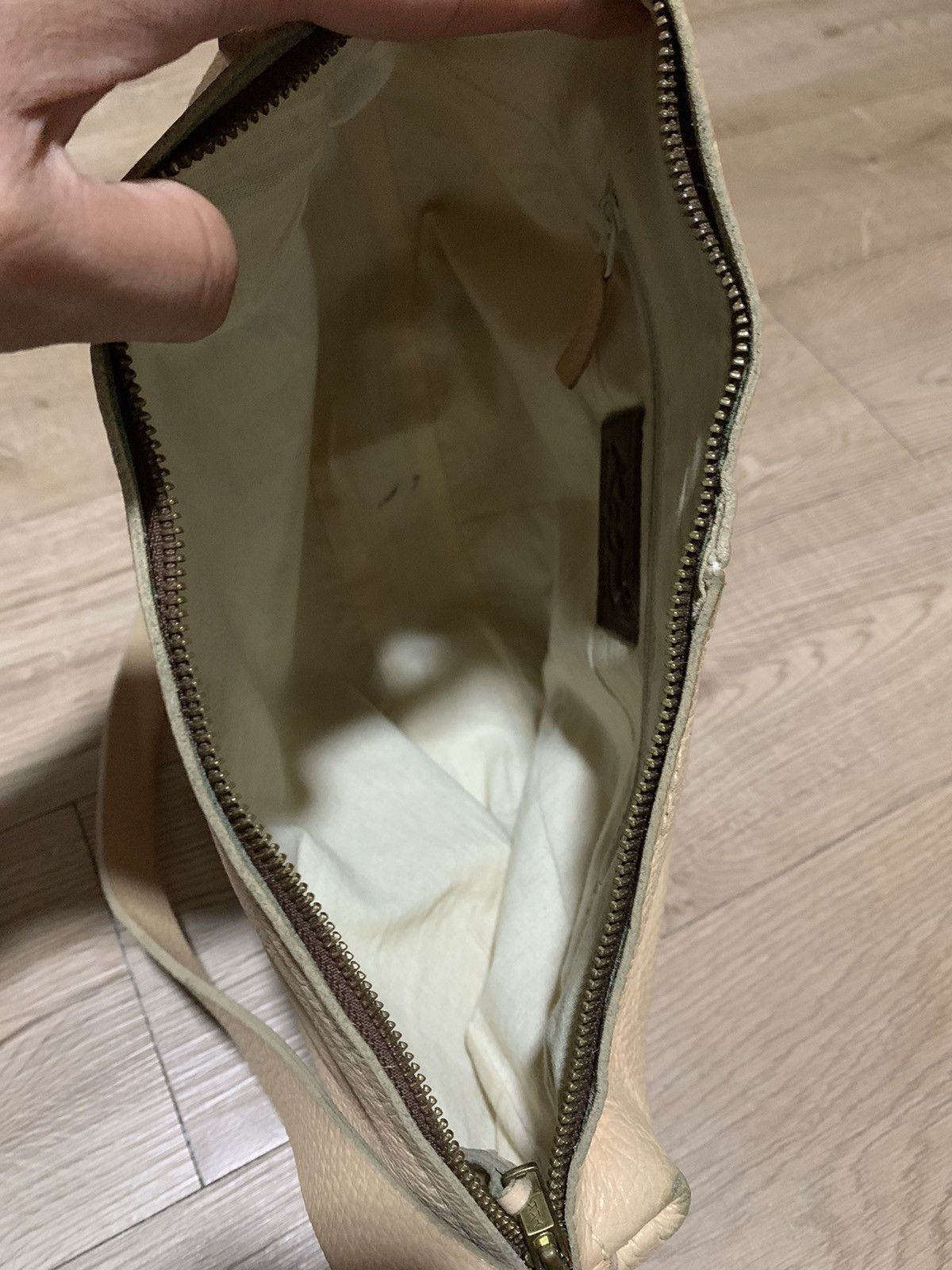 Japanese Brand KOOS Leather Sling Bag Size ONE SIZE - 15 Thumbnail