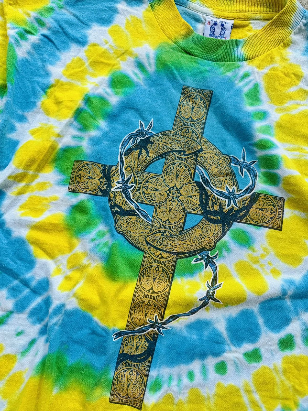 Vintage Vintage Celtic Cross Tee Shirt Tye Dye Religon Tribal Native Size US L / EU 52-54 / 3 - 3 Thumbnail