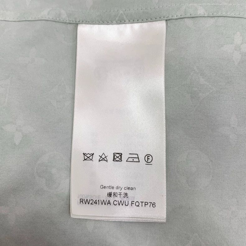 Louis Vuitton Louis Vuitton Light green logo, full print, mulberry silk Size XS / US 0-2 / IT 36-38 - 6 Thumbnail