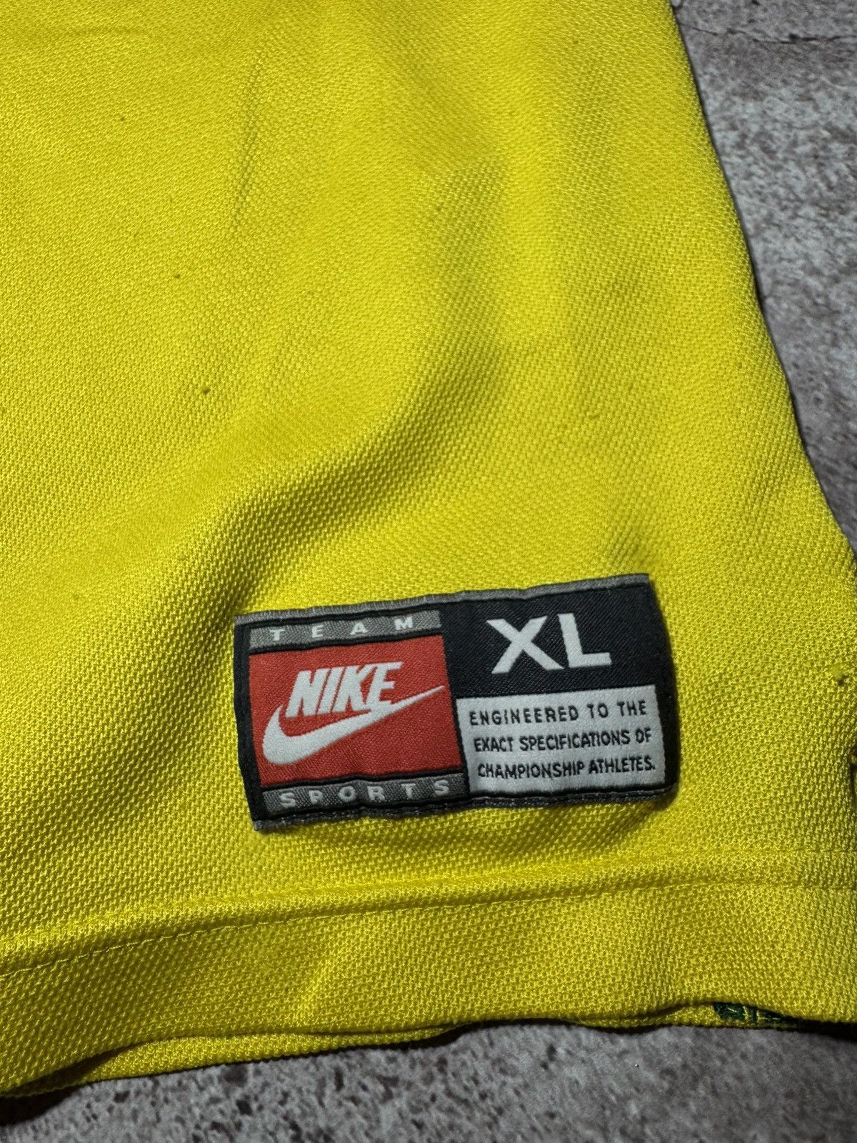 Nike Nike Brasil 1998-00 Football Jersey Home Shirt National Team Size US XL / EU 56 / 4 - 14 Thumbnail
