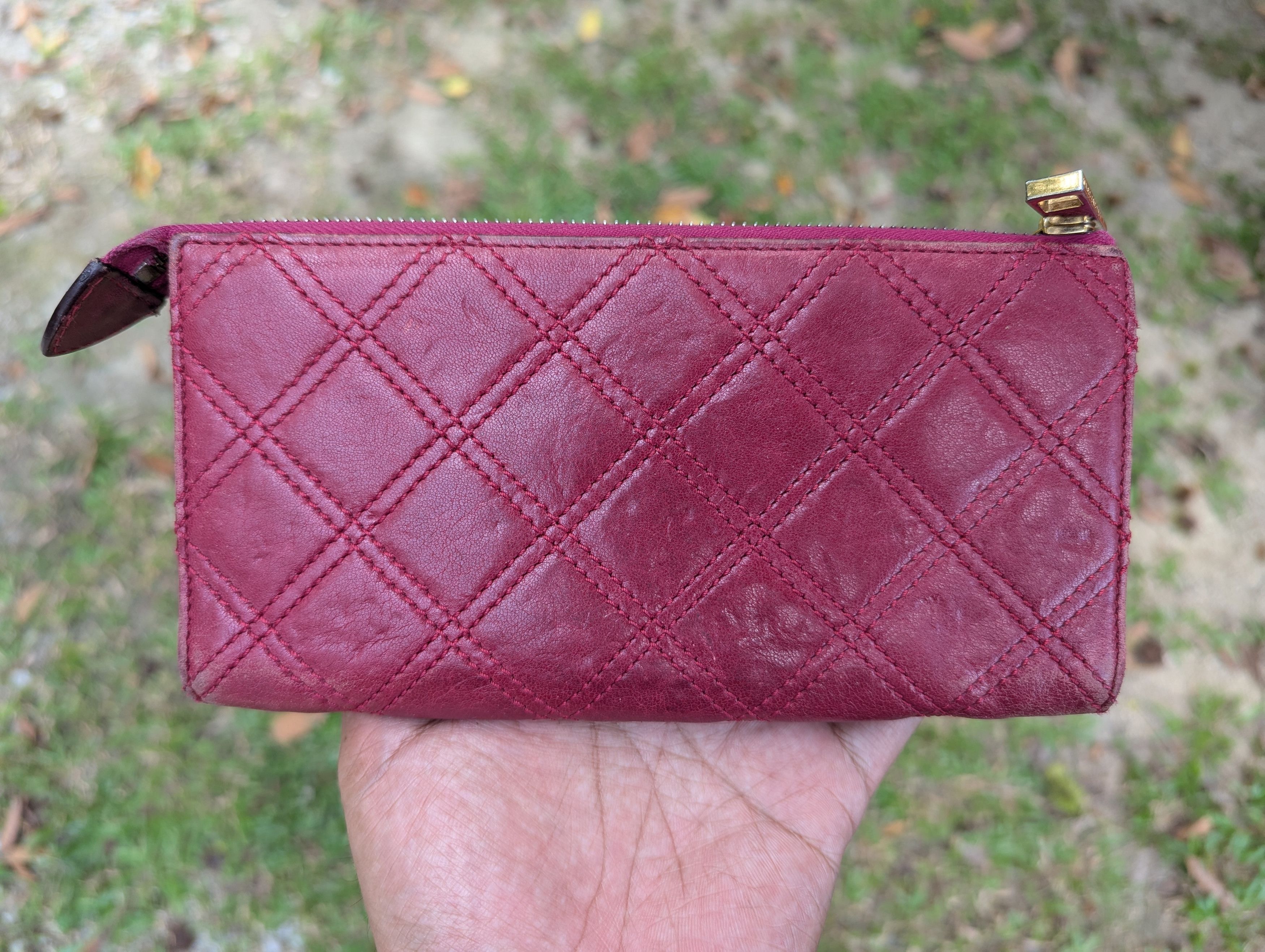Marc Jacobs Marc Jacobs Quilted Leather Double Pocket Zip Wallet Size ONE SIZE - 2 Thumbnail