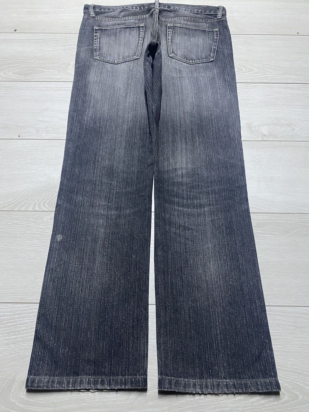 Undercover × Uniqlo Vintage Uniqlo Broken Denim Fade Grey Wash Distressed Jeans Size US 34 / EU 50 - 2 Thumbnail