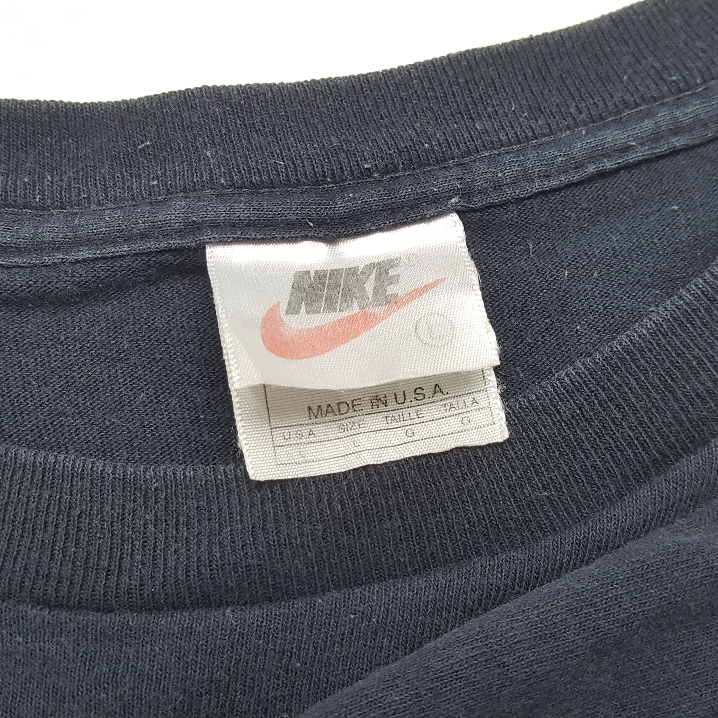 Nike × Vintage NIKE Tshirt Small Logo Design Size US XXL / EU 58 / 5 - 7 Thumbnail