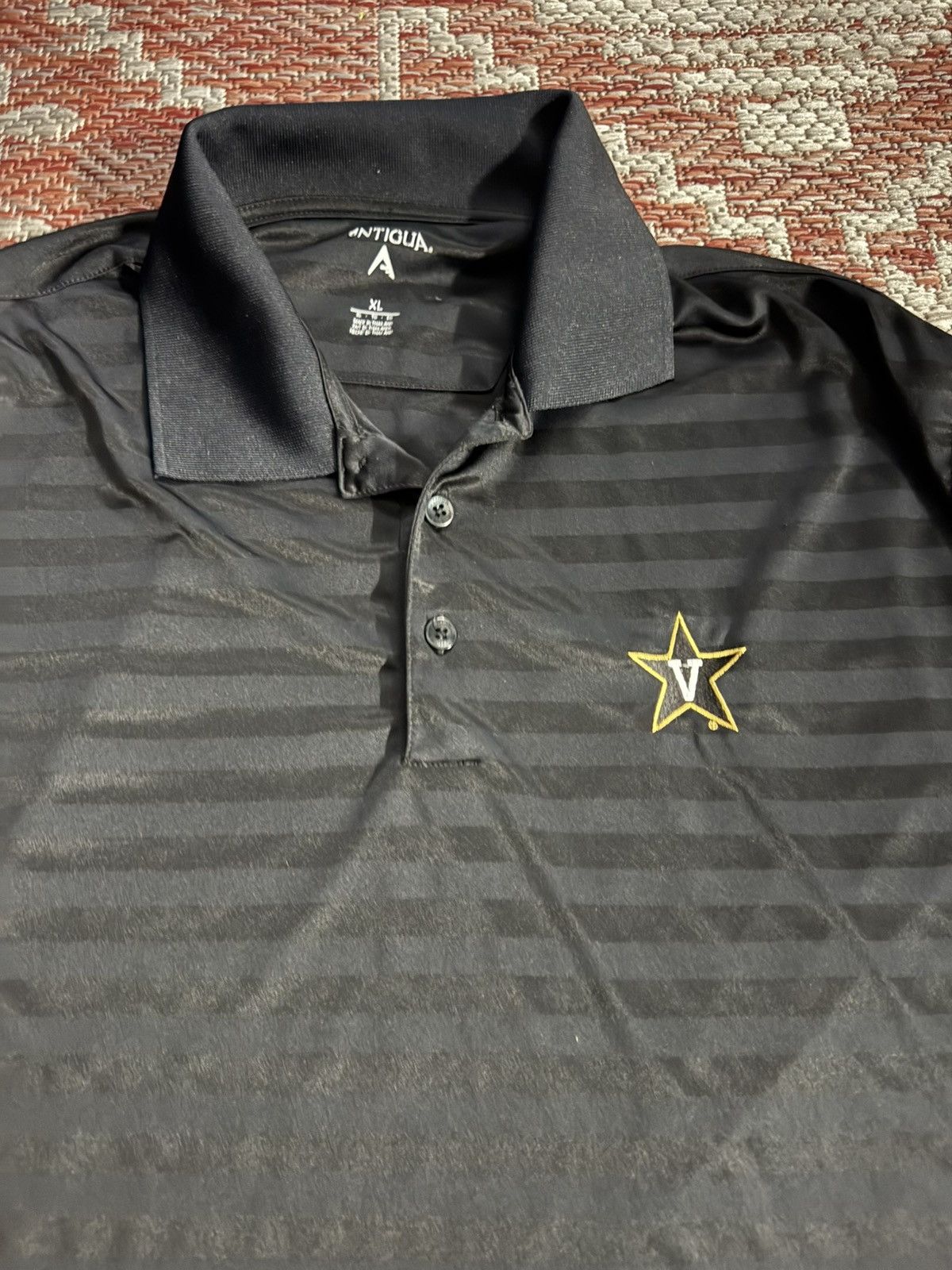 NCAA Vanderbilt Polo Shirt XL Black Grey Vandy Boys Size US XL / EU 56 / 4 - 2 Thumbnail