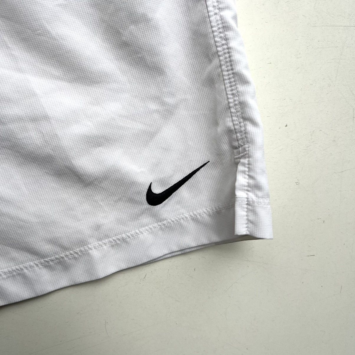 Nike × Vintage Nike white shorts vintage Size US 32 / EU 48 - 2 Thumbnail