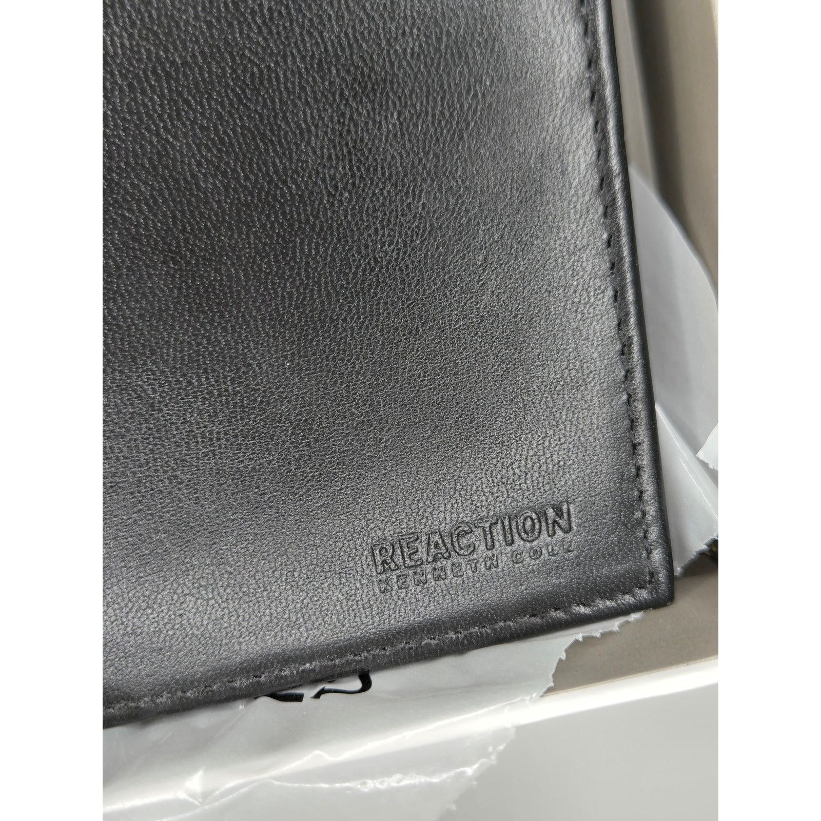 Kenneth Cole NEW Kenneth Cole Reaction Men's Leather Flip Wing Wallet Size ONE SIZE - 18 Thumbnail