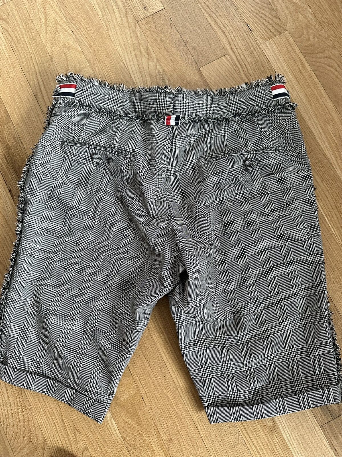 image of Thom Browne Size 1 Plaid Frayed Shorts in Grey, Men's