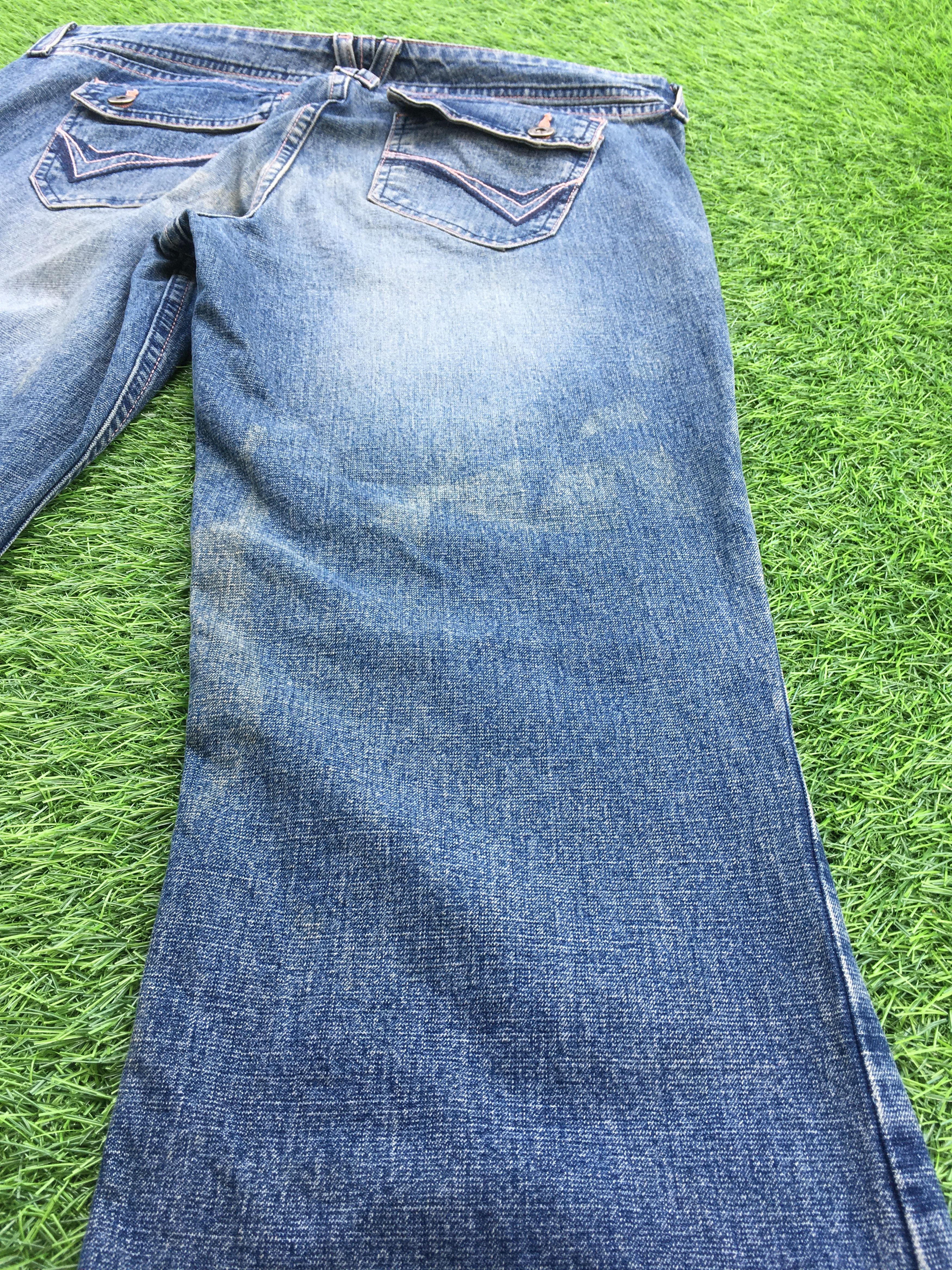 Designer × Jean Y2K Low Rise Distressed Flare Jeans D-965 Size 31" - 10 Thumbnail