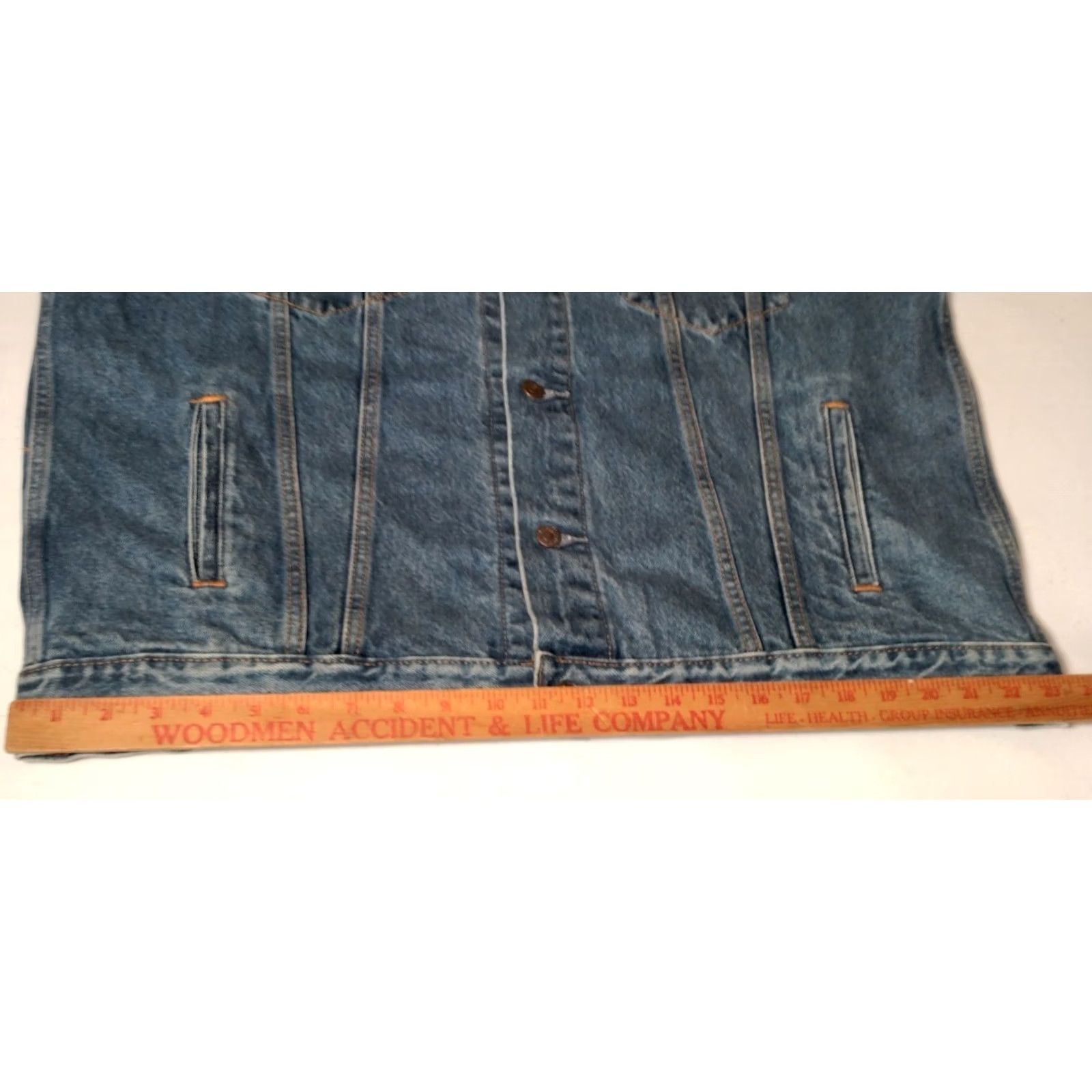 Levi's VINTAGE Levi's Jean Jacket Men XL Denim Trucker Button Up blue Pocketed Regular fit Size US 36 / EU 52 - 6 Thumbnail