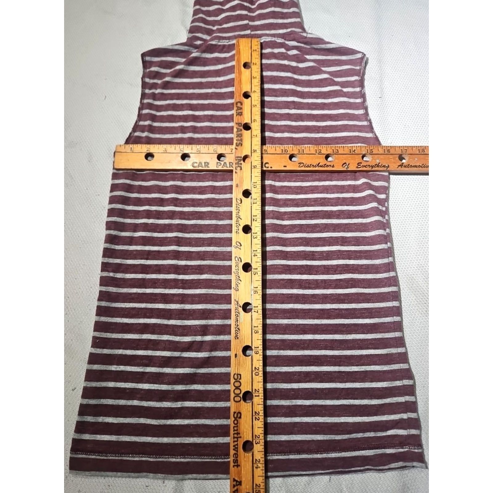 Aeropostale AeroPOSTALE Hoodie Mens XS Red Burgundy Gray Stripe Pullover Hooded Sleeveless Tank Top Size US XS / EU 42 / 0 - 7 Thumbnail