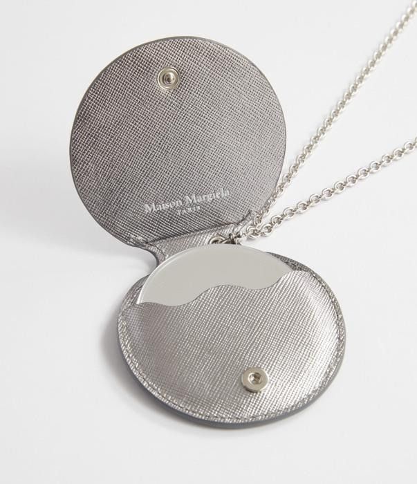 Maison Margiela o1bcso1str0526 Size: OS / Circle Object Compact Mirror Size ONE SIZE - 3 Thumbnail