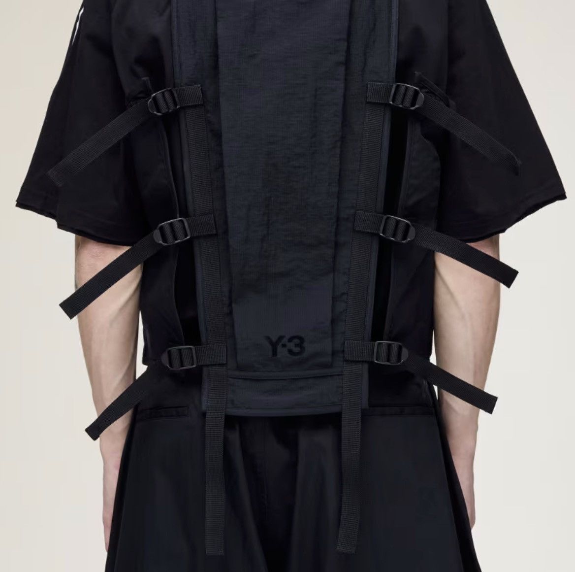 Y-3 Y-3 Tactical Utility Vest Size US L / EU 52-54 / 3 - 3 Thumbnail
