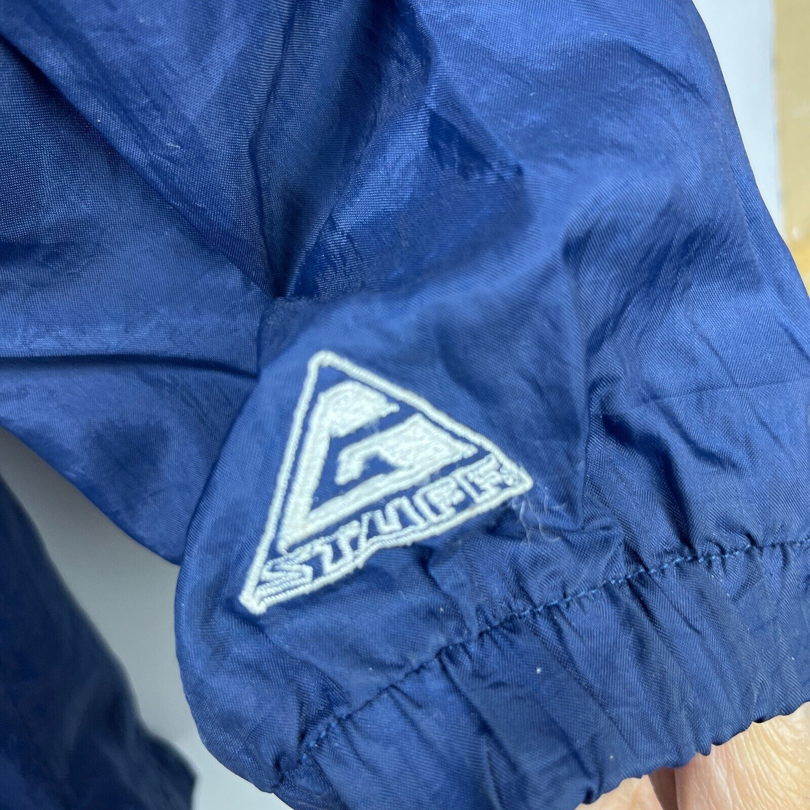 Vintage Vintage 90s Michigan Wolverines Windbreaker Jacket Large Size US L / EU 52-54 / 3 - 8 Thumbnail