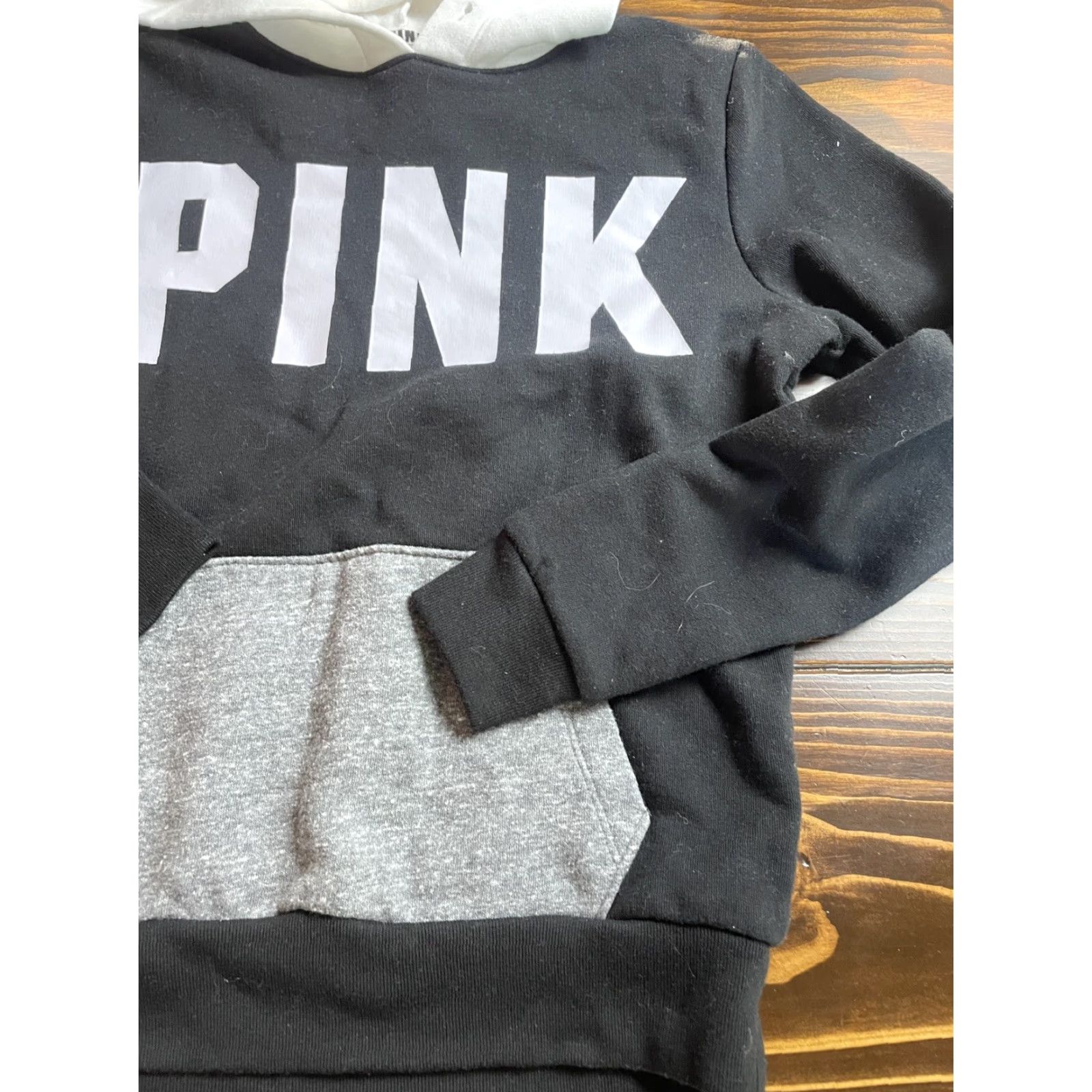 Victoria's Secret Victoria's Secret Pink Hoodie Women's XS Black White Pullover Sweater Size XS / US 0-2 / IT 36-38 - 2 Thumbnail