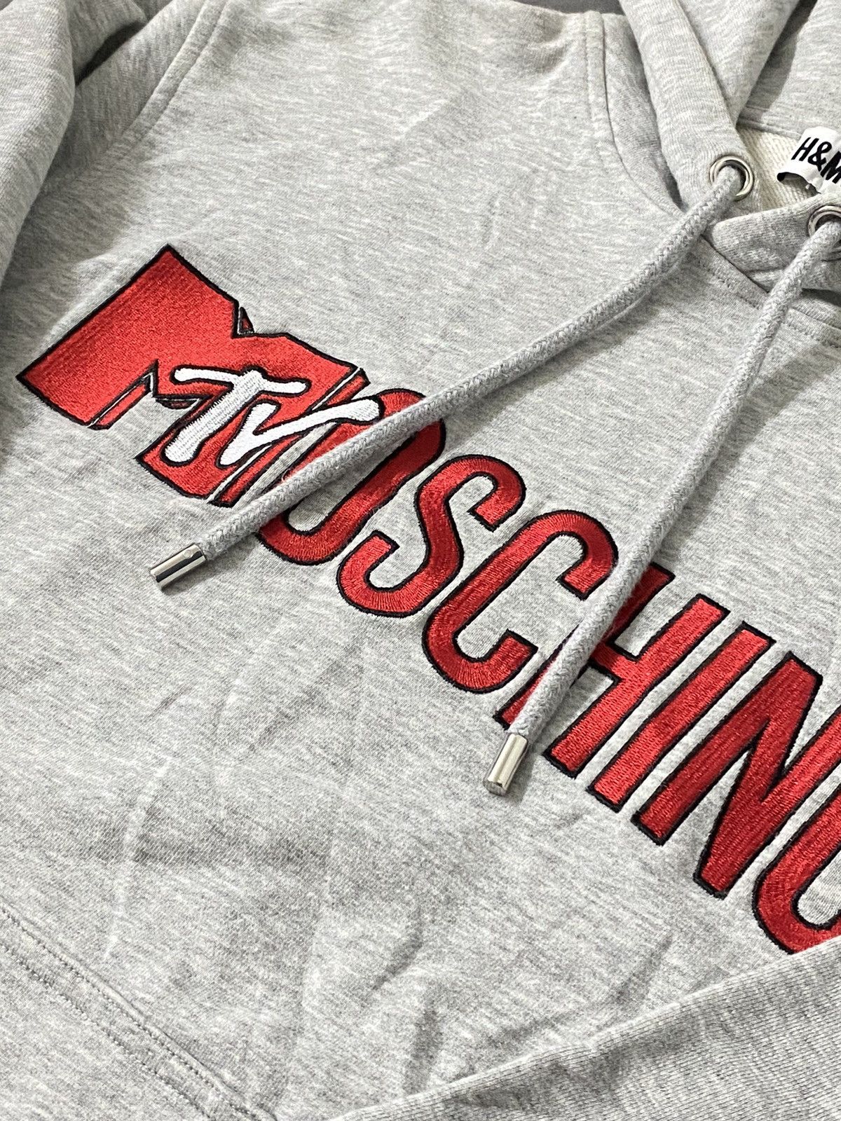 H&M × Moschino MOSCHINO X MTV X H&M GRAY HOODIE EMBROIDERED LOGO Size US S / EU 44-46 / 1 - 2 Thumbnail