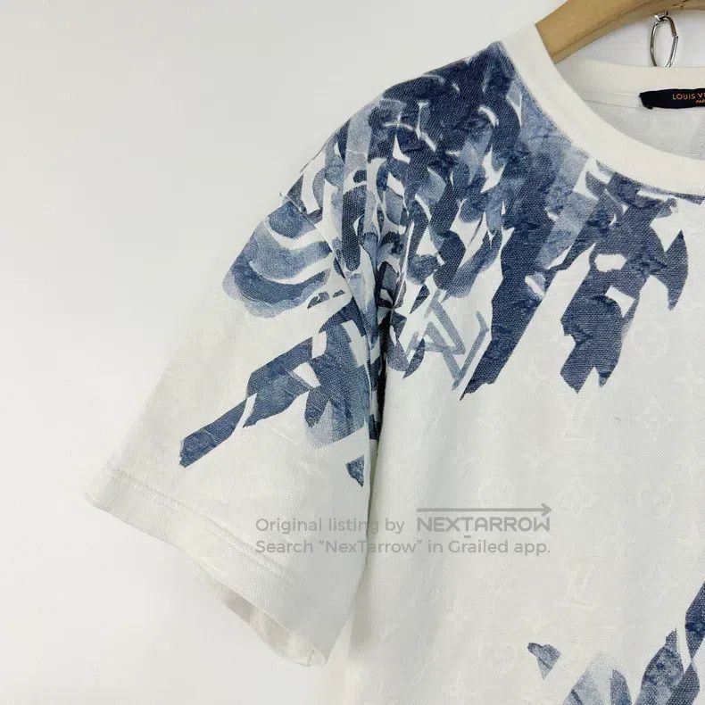 Louis Vuitton Louis Vuitton White plant and flower ink dark pattern pres Size US S / EU 44-46 / 1 - 5 Thumbnail