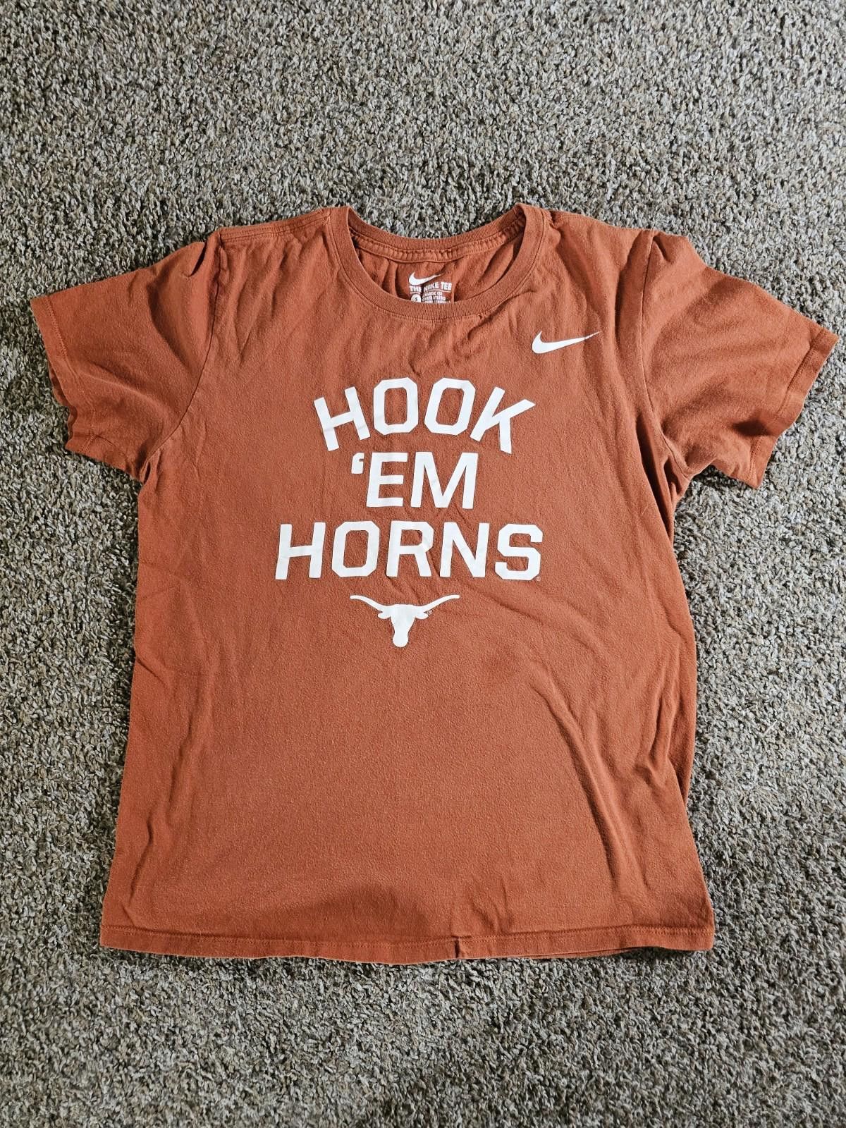 Nike Nike The Nike Tee Hook em Horns Texas Longhorns S Stains Size US S / EU 44-46 / 1 - 1 Thumbnail
