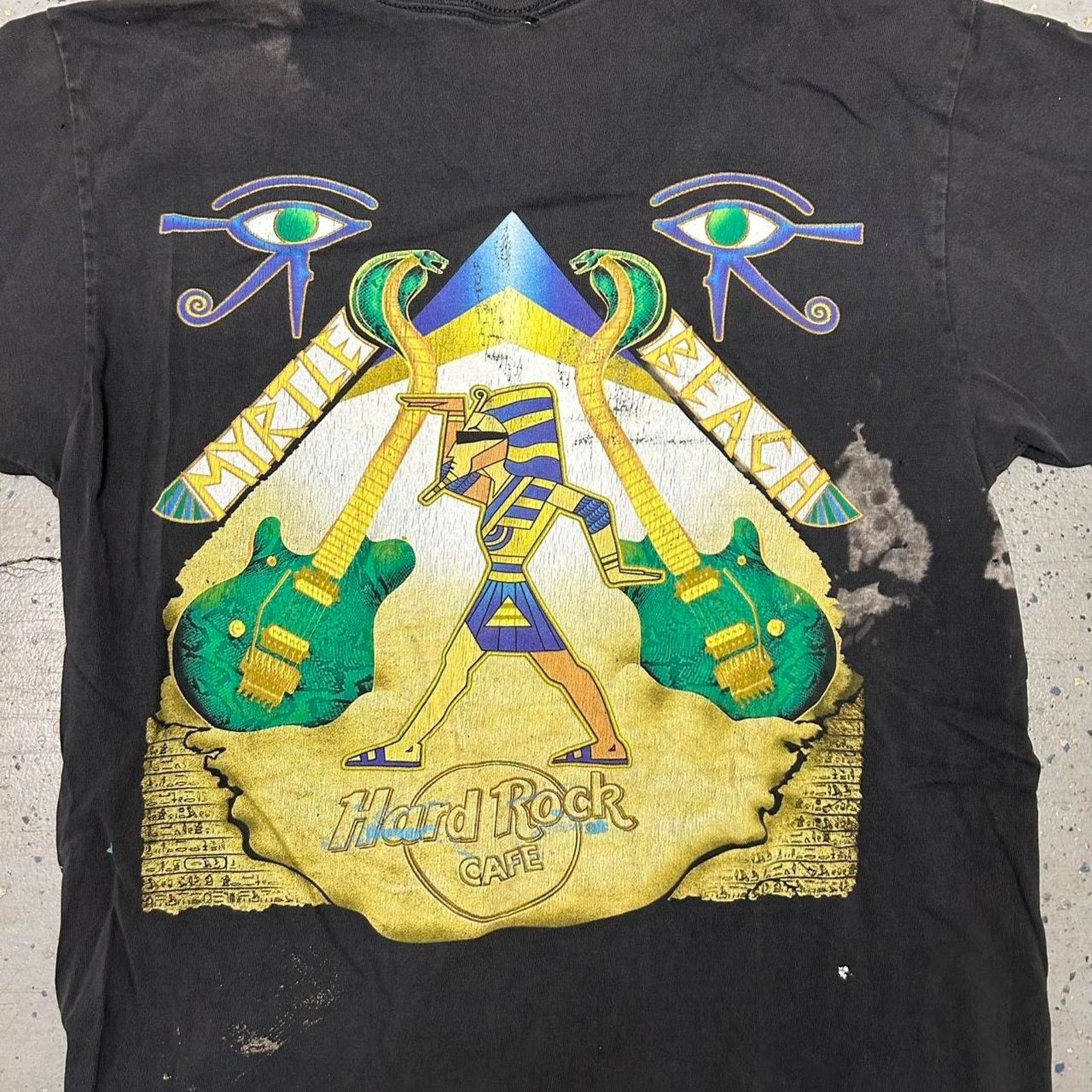 Hard Rock Cafe VTG hard rock cafe black t-shirt with yellow/green graphic Size US L / EU 52-54 / 3 - 2 Thumbnail